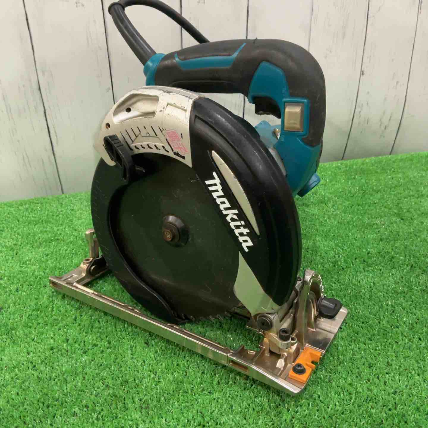 楽天市場】【中古】makita HS631D 充電式マルノコ【製造番号：110357 