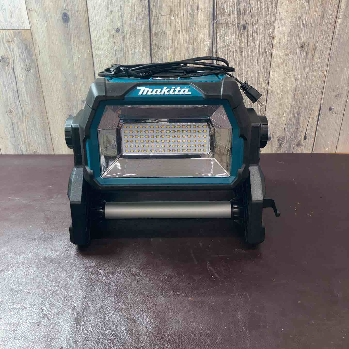 【中古】【中古品】 マキタ(makita) コードレススタンドライト ML809 【東大和店】