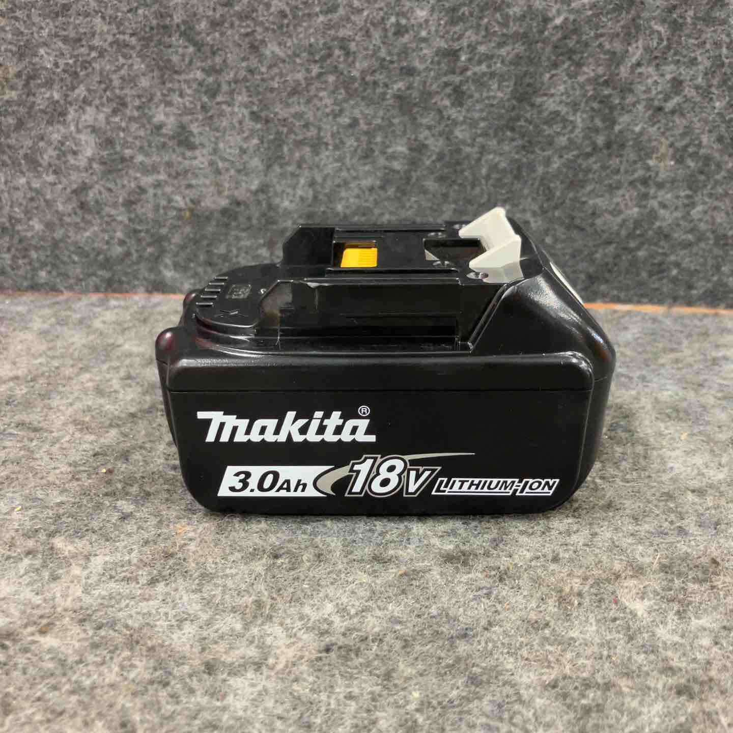 【中古】★マキタ(makita) リチウムイオンバッテリー 18V/3.0Ah BL1830B【鴻巣店】