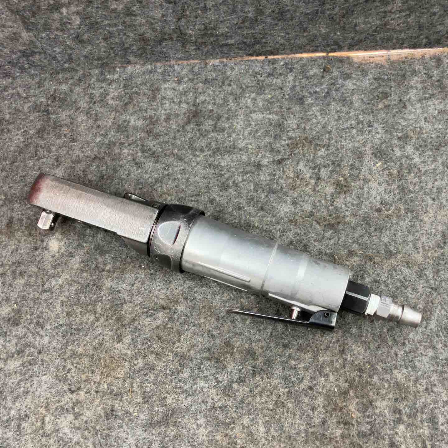 【中古】マック物の具(MAC TOOLS) 3/8” ロータリングヘッド エアラチェットレンチ AR778RH？【鴻巣店】