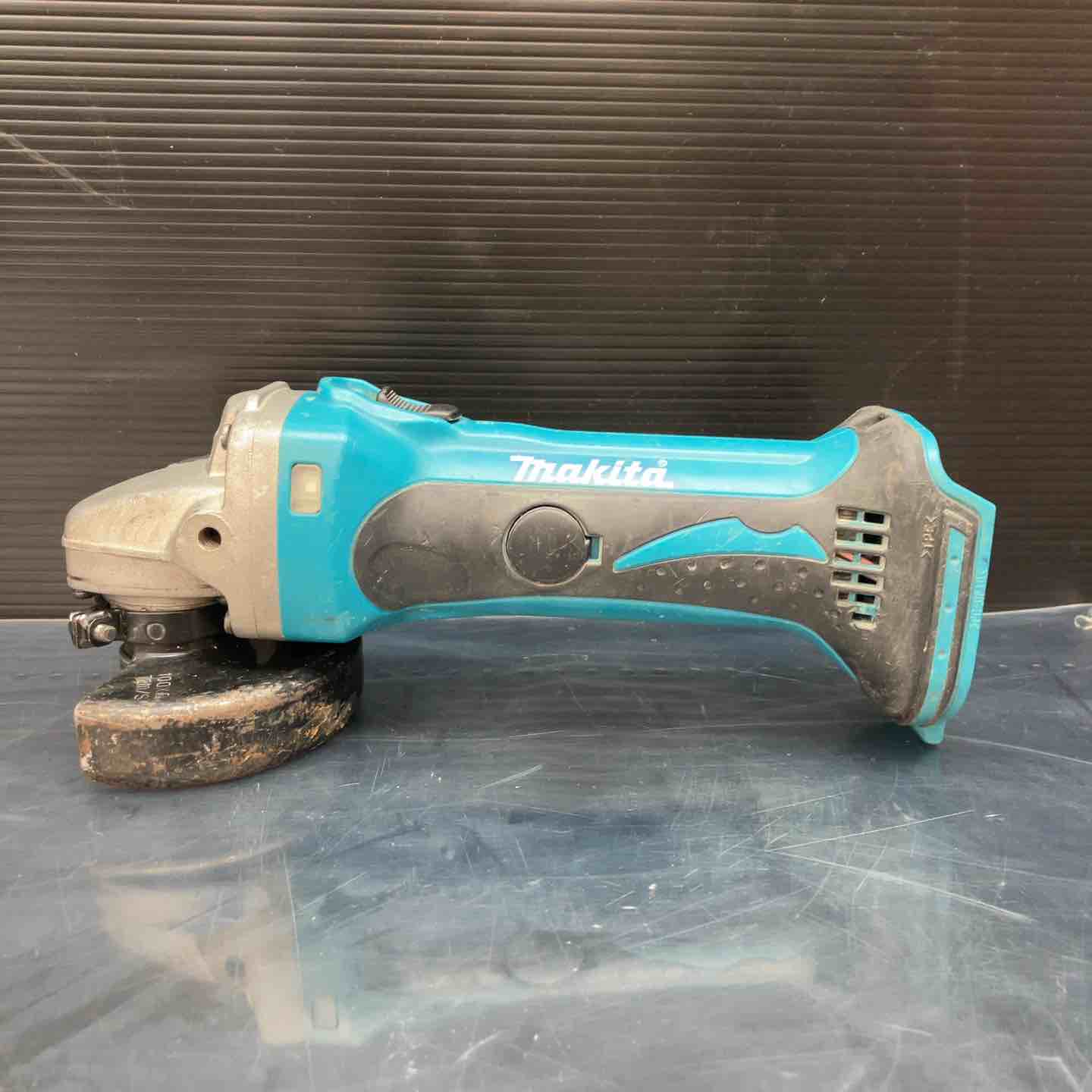 【中古】☆マキタ(makita) 100粍コードレスディスクグラインダー GA400DZ【川越店】