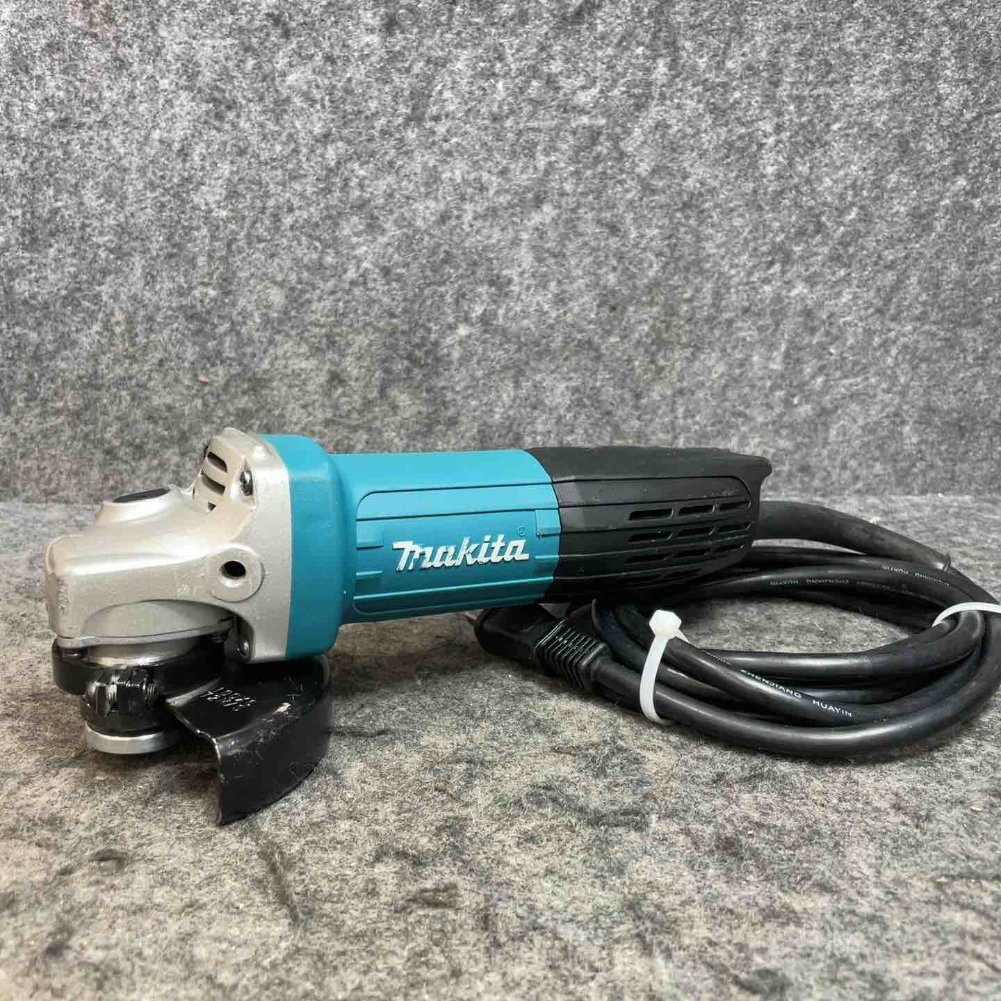 【中古】マキタ(makita) 100粍レコード盤圧砕機 GA4031【桶川店】