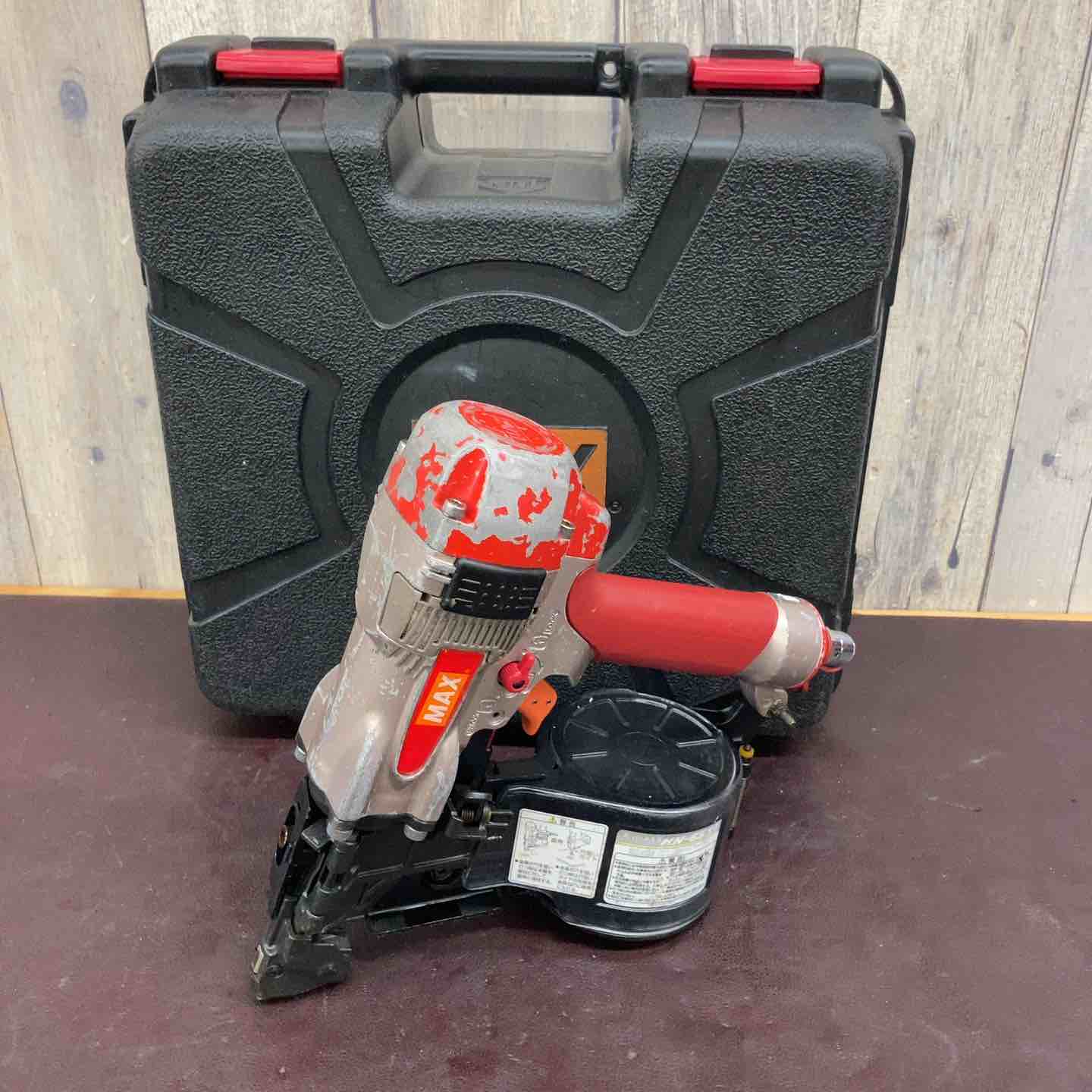 【中古】【中古品】 マックス(MAX) 高圧エア湖釘打ち機 HN-65Z1 【東大和店】