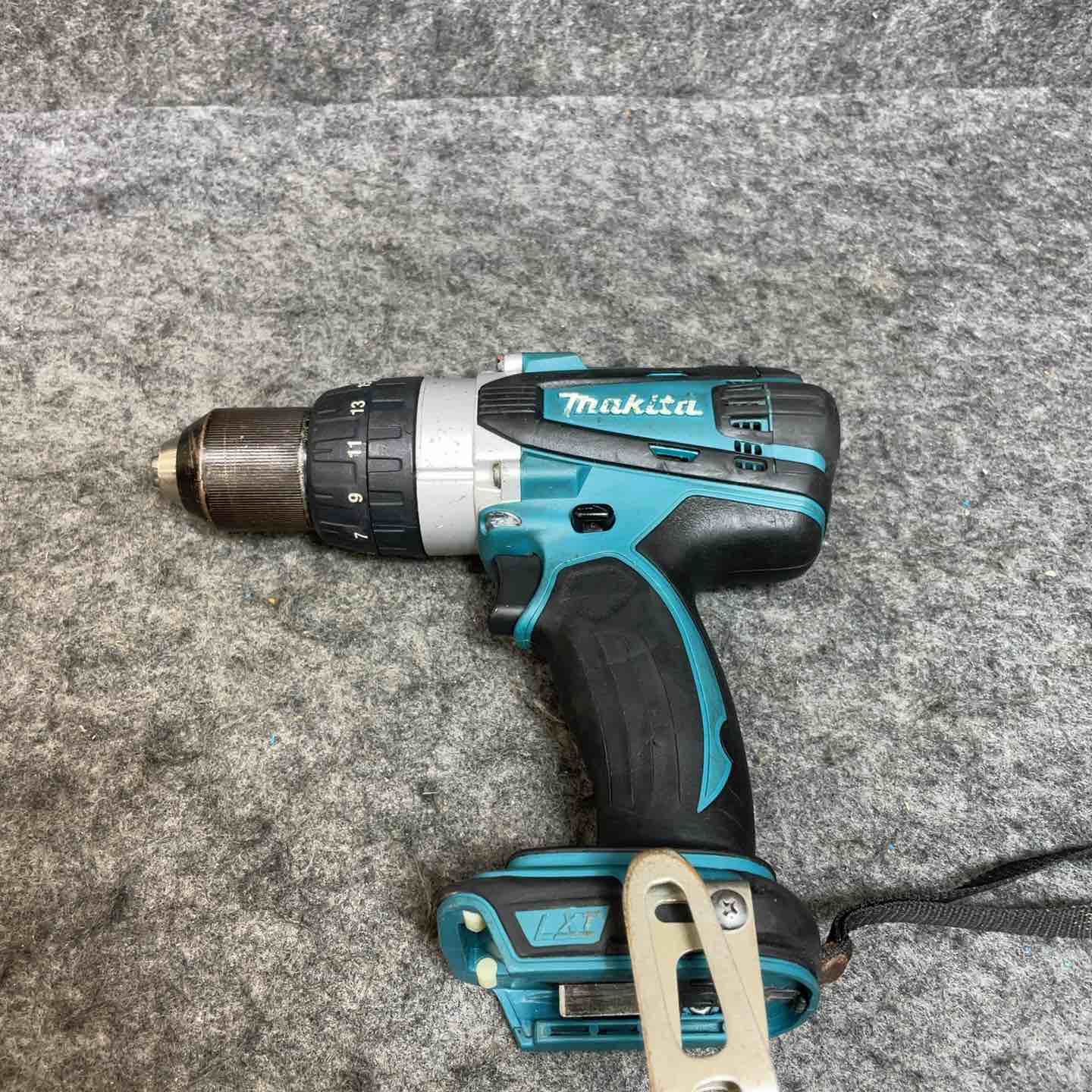 【中古】マキタ(makita) コードレス振りまわすせん孔機１番ウッド HP458DZ【桶川店】