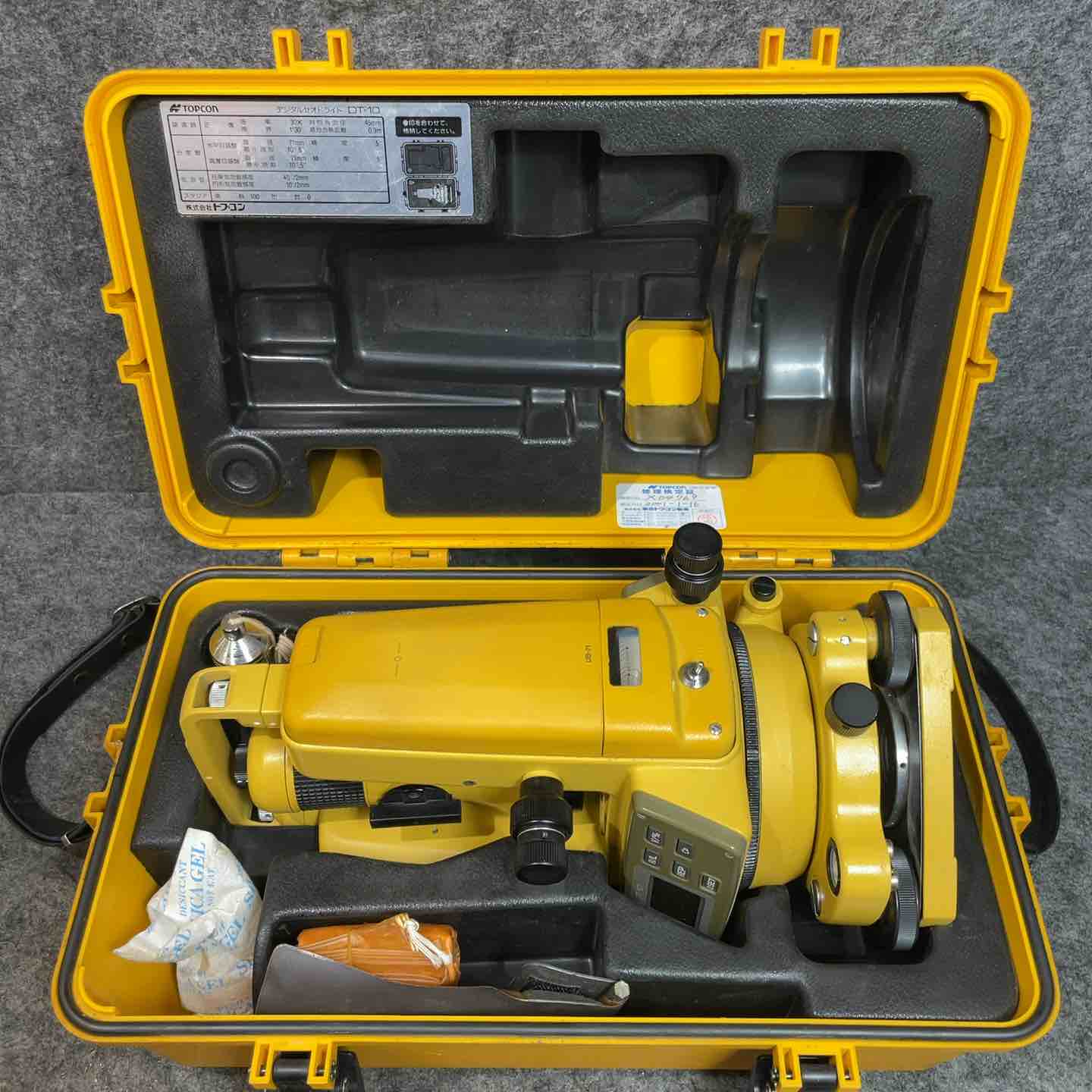 【中古】【未目盛り調整品】トプコン(TOPCON) デジタルセオドライト(トランシット) DT-100【桶川店】