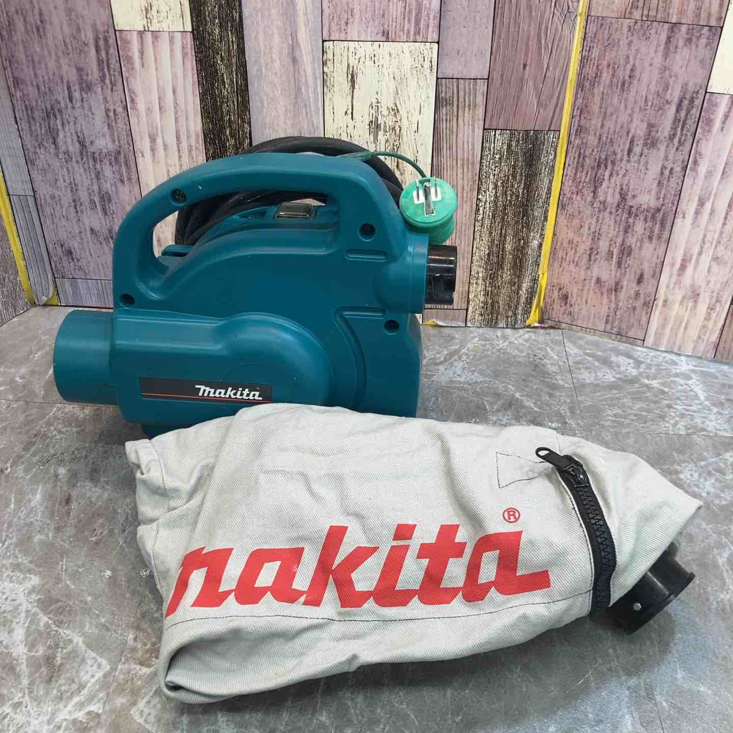 【中古】★マキタ(makita) 小型集じん機 乾式 450(P)【八潮店】|アクトツール店