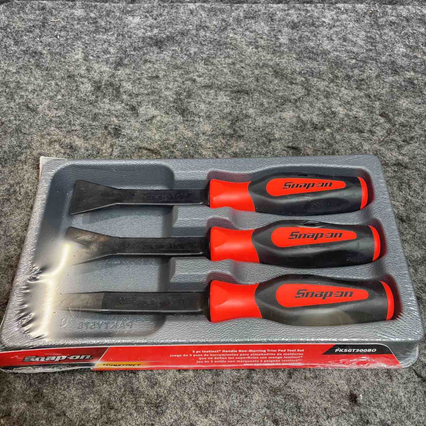 【新古】スナップオン/Snap-on 傷押しとどめるトリムパッドツールセット 3pcs PKSGT300BO オレンジ色 内張剥がし【桶川店】