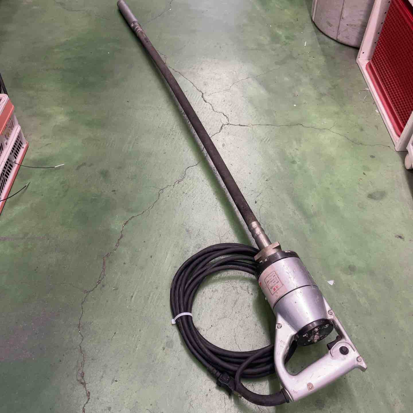 【中古】マキタ(makita) 混凝土バイブレータ VR101【桶川店】