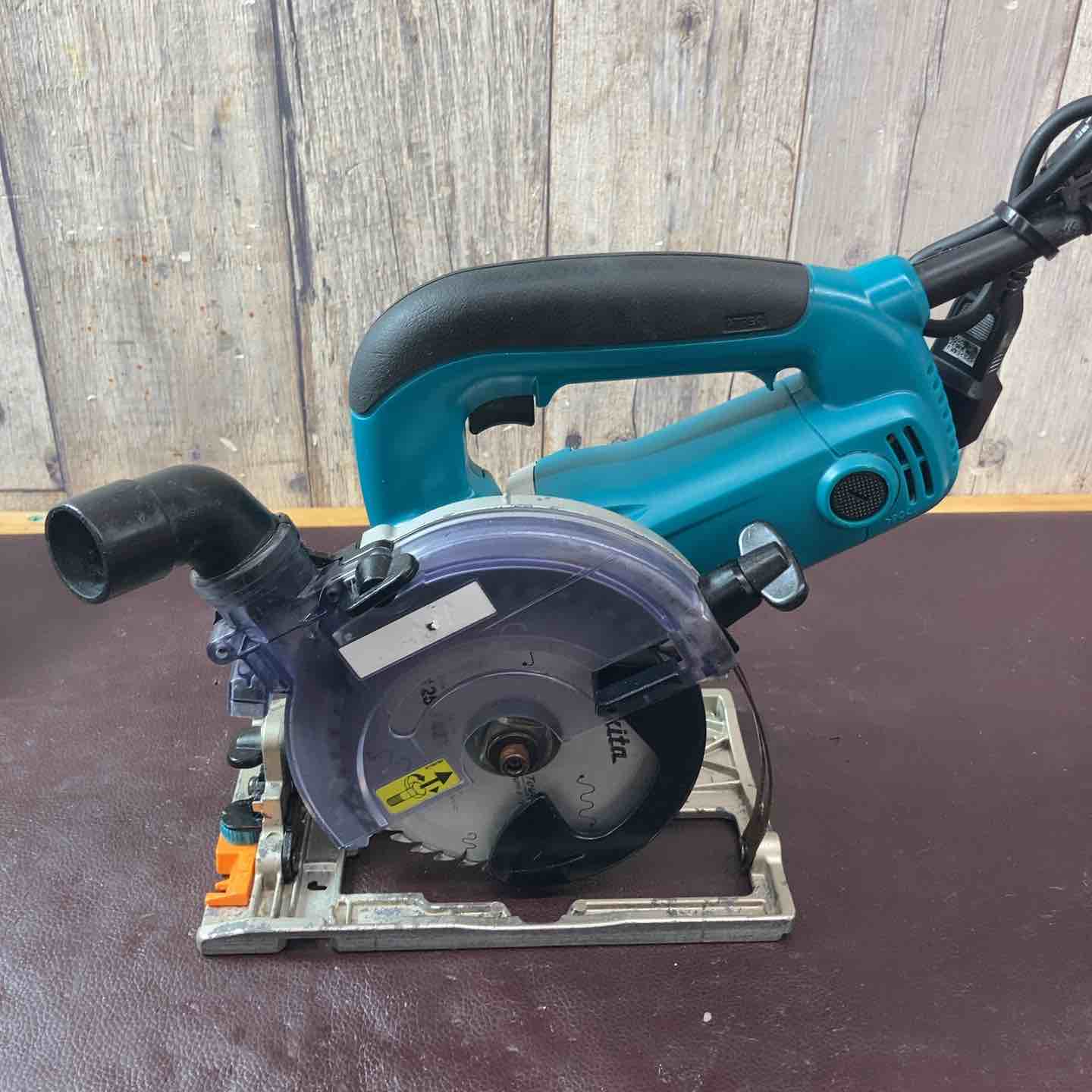 【中古】【中古品】 マキタ(makita) 125粍防じん丸ノコ 5205FX 【東大和店】