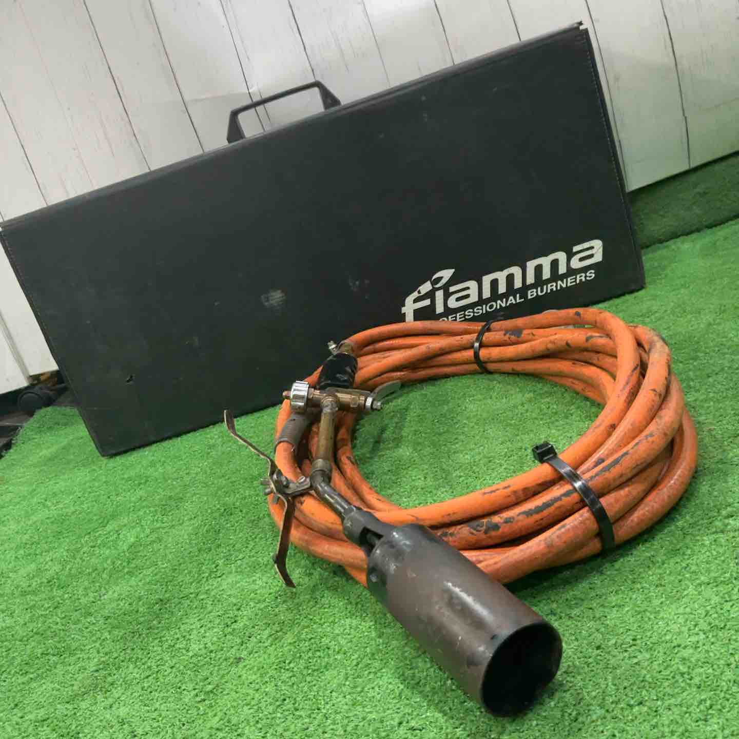 【中古(ジャンク)】Fiamma 懐中電灯 引きうけるなし【三角江店】