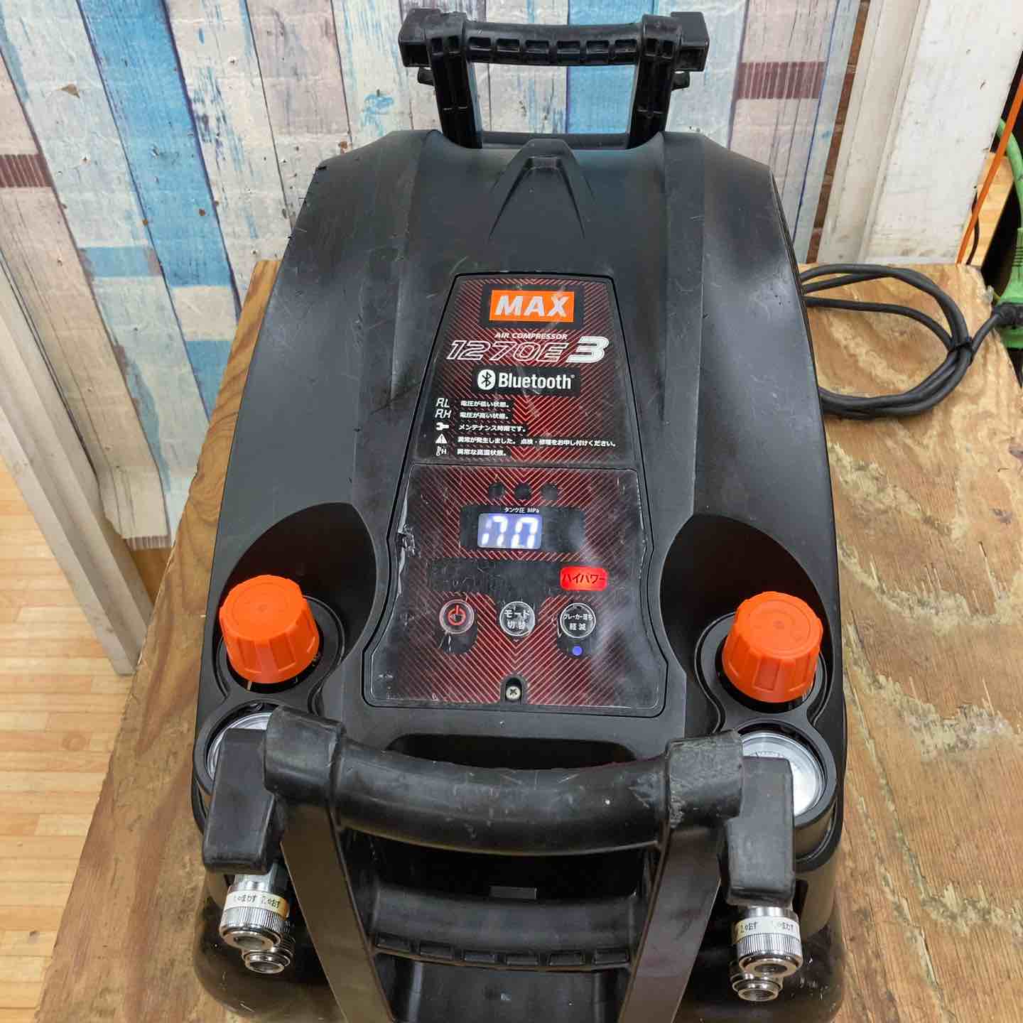 【中古】★マックス(MAX) エアコンプレッサー AK-HH1270E3_黒いこと【柏店】