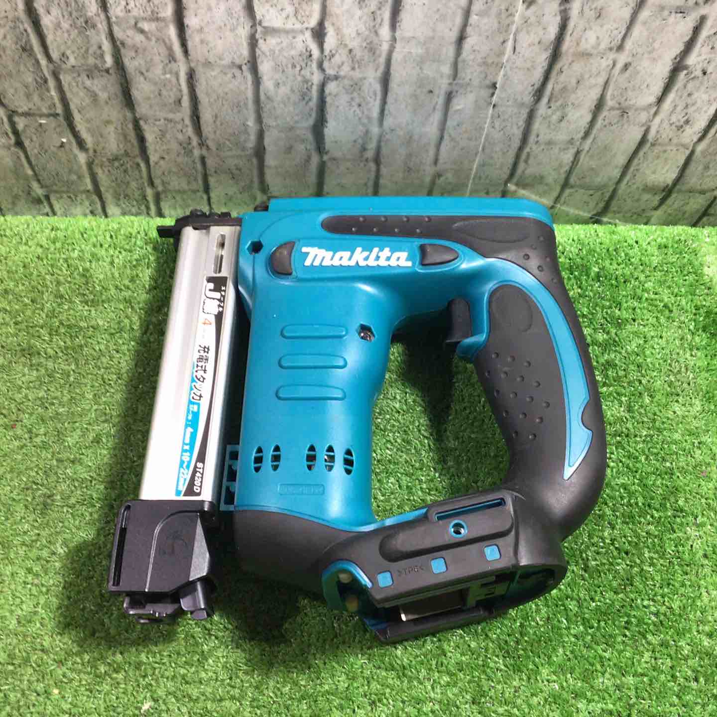 【中古】☆マキタ(makita) コードレスタッカ ST420DZK【川口店】|アクトツール店