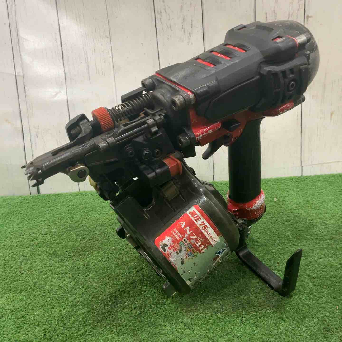 【中古】★マキタ(makita) 高圧大気圏釘打ち機 AN731H 動くこと突きとめる済【三角江店】