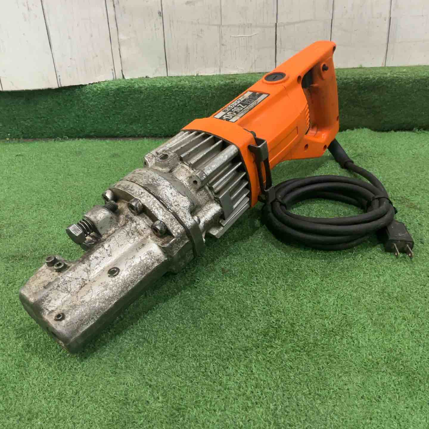【中古】◇IKK 鉄筋裁断師 DC-16Z 動くこと突きとめる済【三角江店】