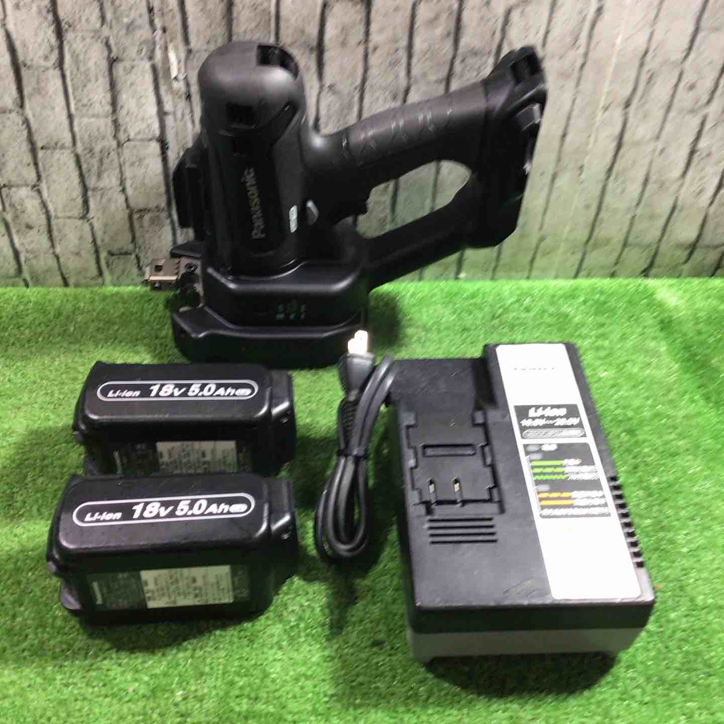 【中古】★パナソニック(Panasonic) コードレス全螺旋釘裁断師 EZ45A9LJ2G-B【三角江店】