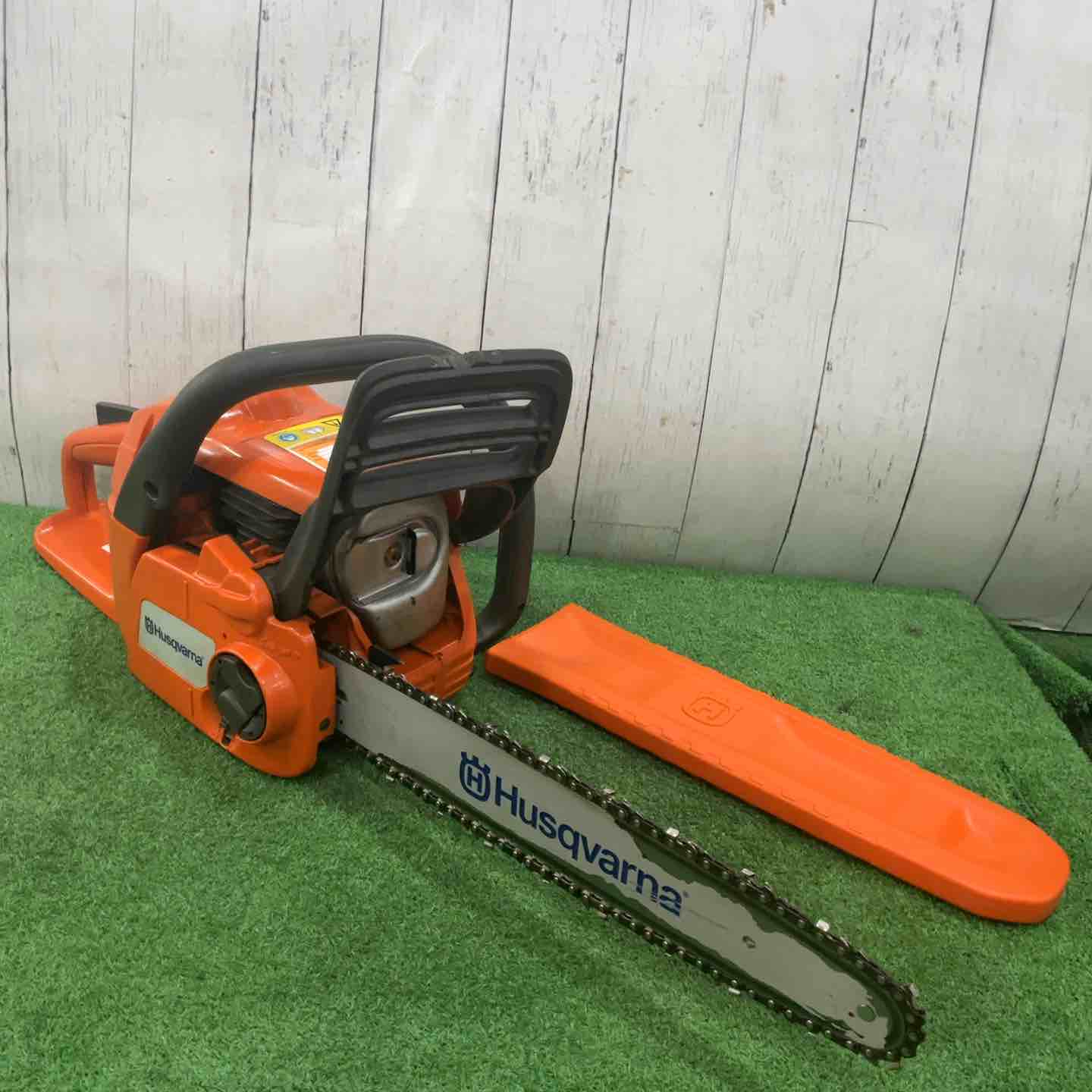 【中古】◇ハスクバーナ(Husqvarna) エンジンチェーンソー 120e Mark II (mark2) 動作確認済【川口店】|アクトツール店