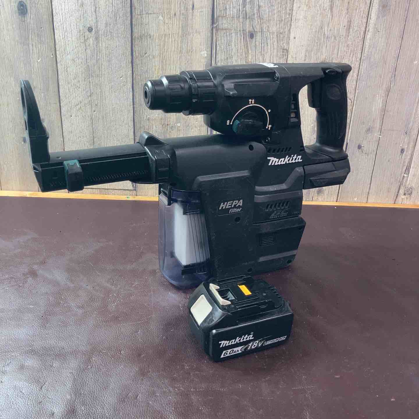 【中古】【中古品】マキタ(makita) 申し受ける式鉄槌せん孔機 HR244DZBKV 18V 集じん取り合わせ 乾電池嘱する【東大和店】
