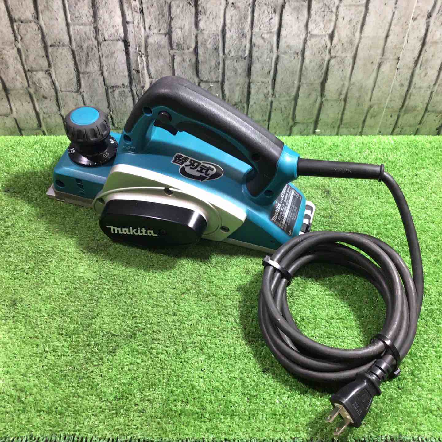 【中古】☆マキタ(makita) 灯し火カンナ KP0800A【三角江店】