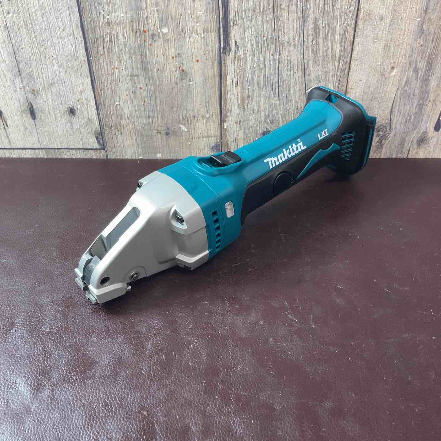 【中古】【中古品】 マキタ(makita) コードレスストレートシャー JS161DZ 【東大和店】