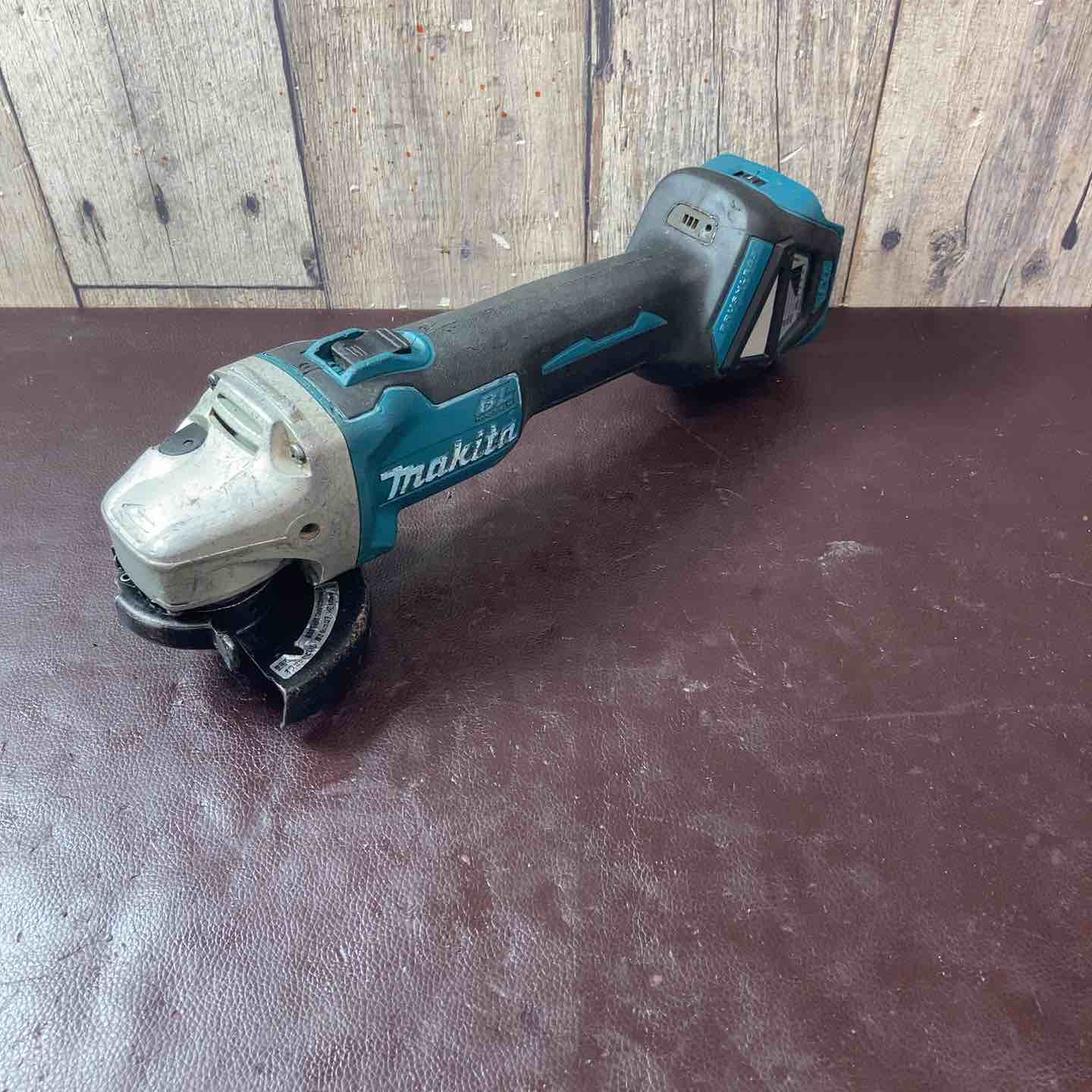 【中古】【中古品】 マキタ(makita) 100粍コードレスディスクグラインダ GA412DZ 【東大和店】