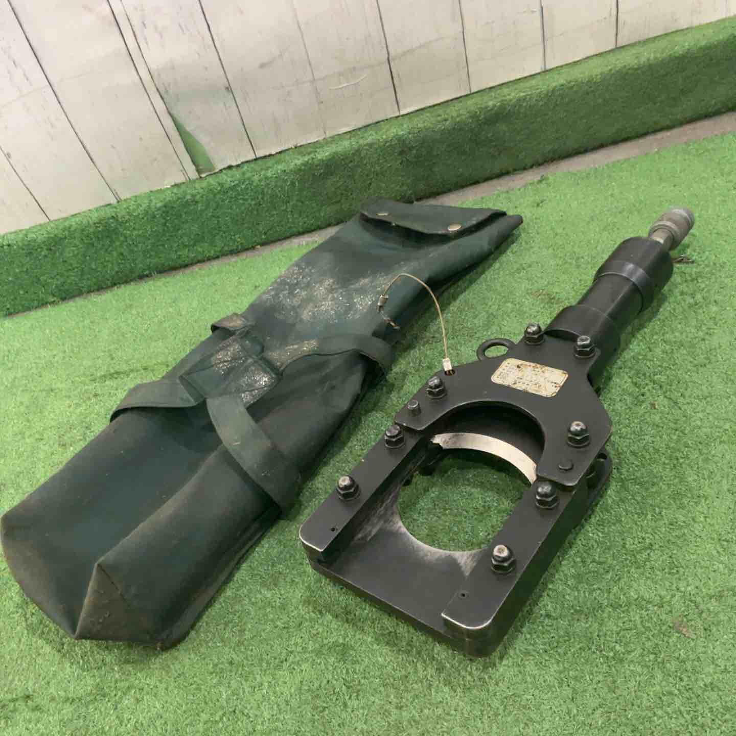 【中古】◇泉精器(IZUMI) 油圧ケーブルカッターヘッド P-85型【三角江店】