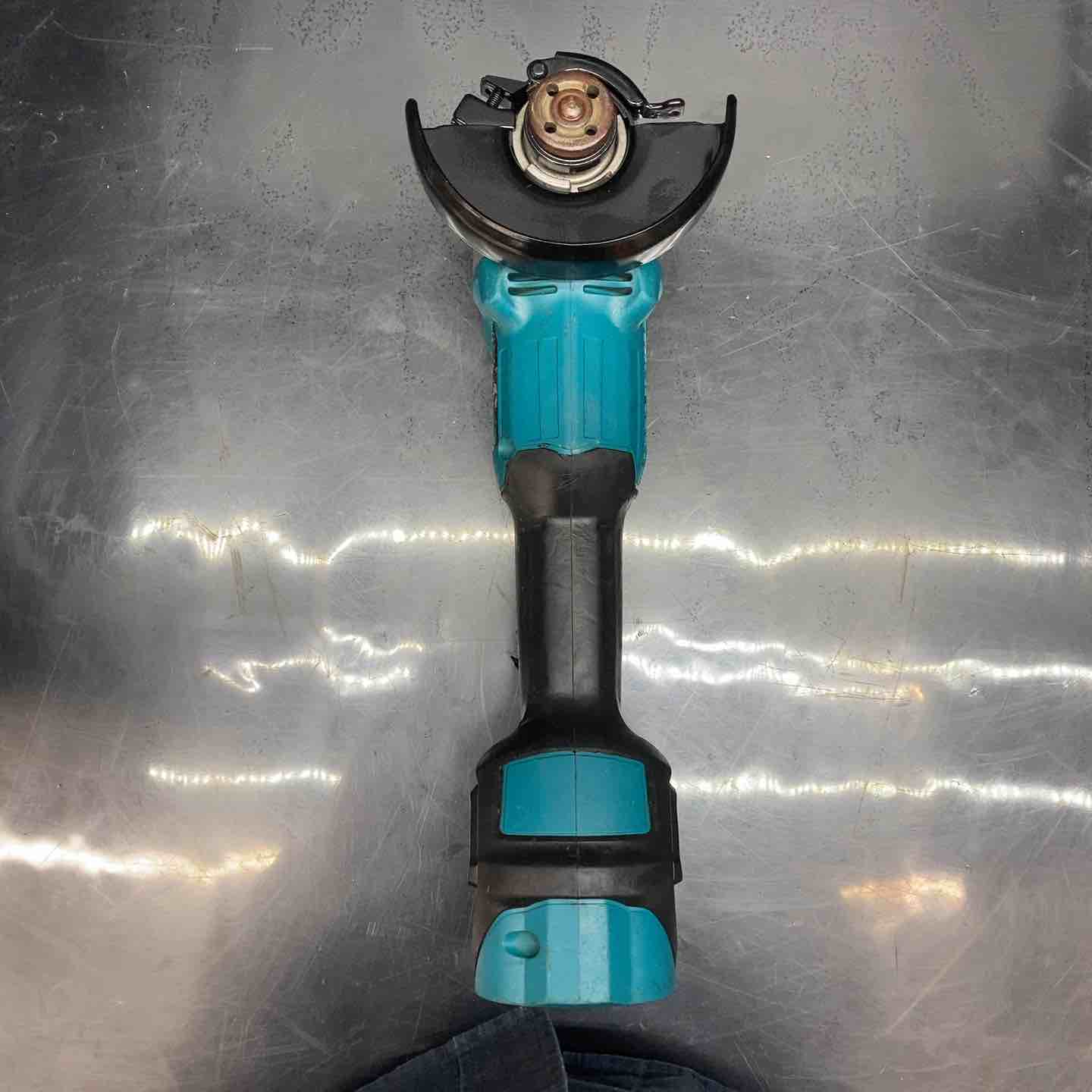 【中古】マキタ(makita) 100mmコードレスディスクグラインダ GA412DZ【川越店】|アクトツール店