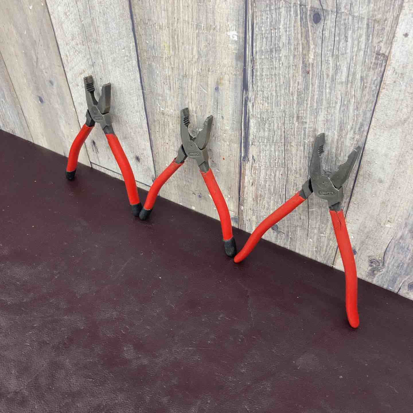 【中古】【中古品】 クニペックス (KNIPEX) 豪然たる型プライヤー 0201-225 0201-200 計3本 【東大和店】