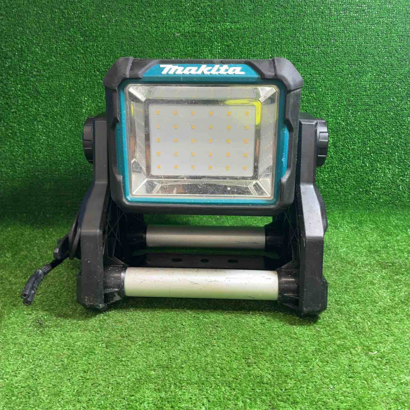 【中古】 マキタ(makita) コードレススタンドライト ML811 【藤沢店】