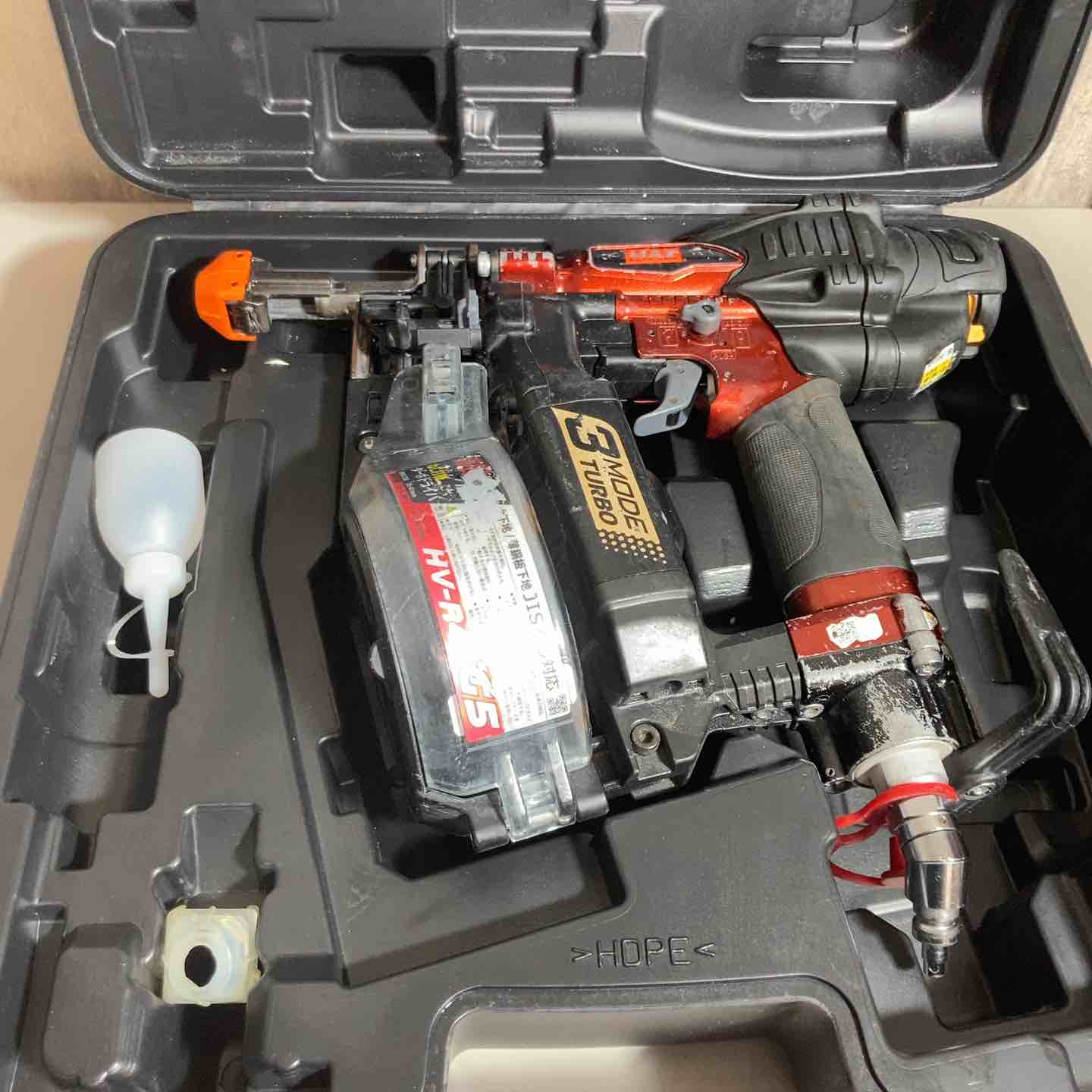 【中古】★マックス(MAX) 41粍高圧エア湖螺旋釘打ち機 HV-R41G5-R【戸田店】