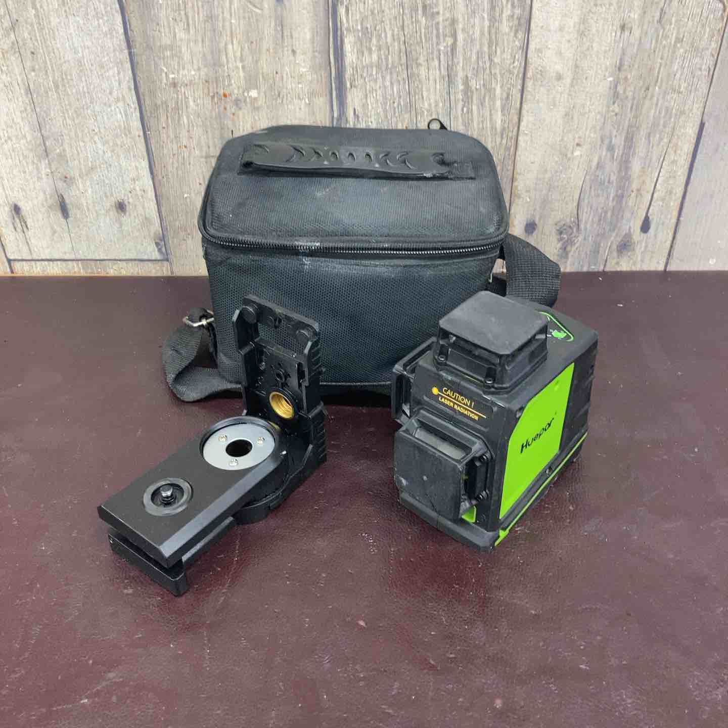【中古】【中古品】 Huepar 3x360&deg; レーザー墨出し器 グリーン 緑色 レーザー フルライン照射モデル GF360G 【東大和店】｜アクトツール店