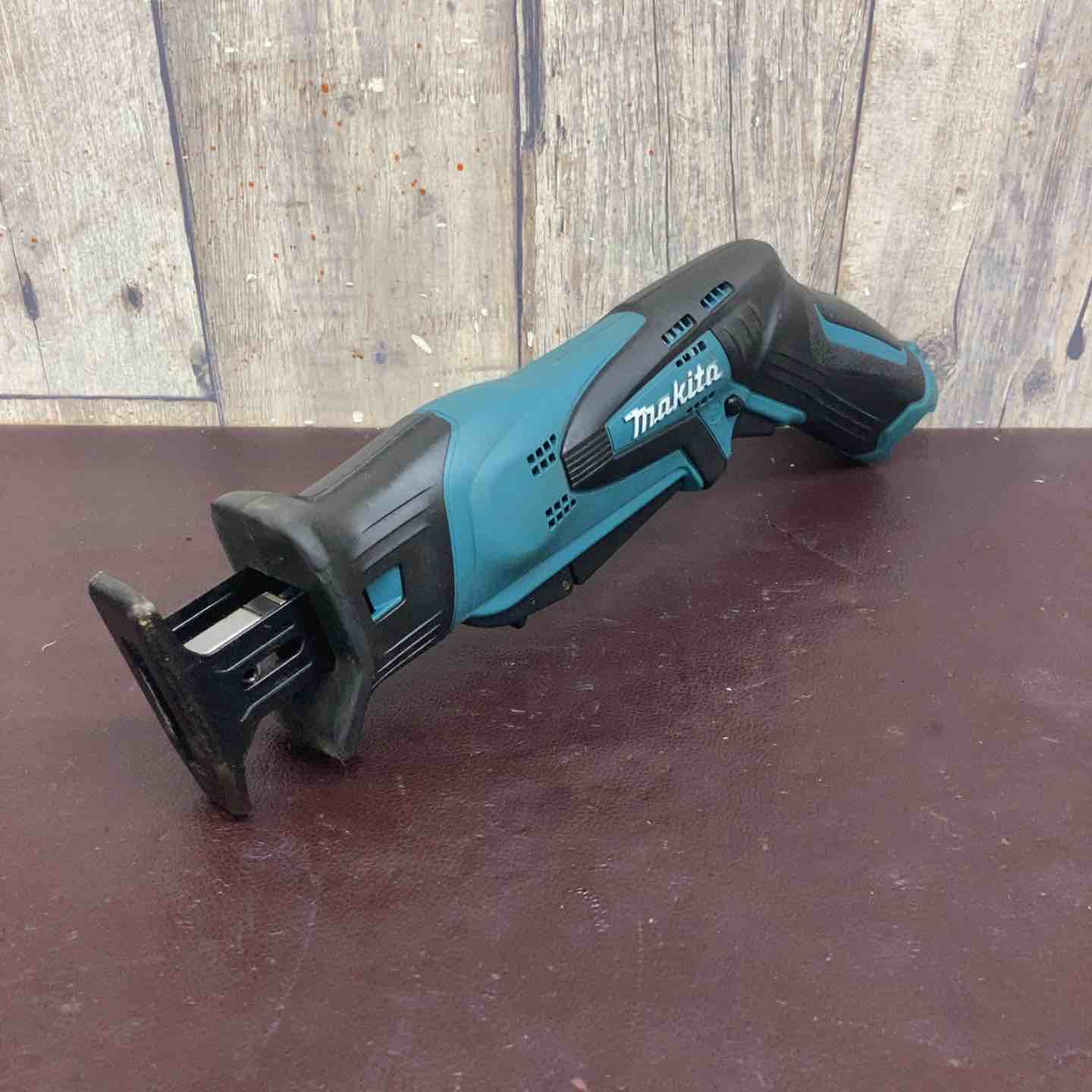 【中古】【中古品】 マキタ(makita) コードレスレシプロソー JR101DZ 【東大和店】