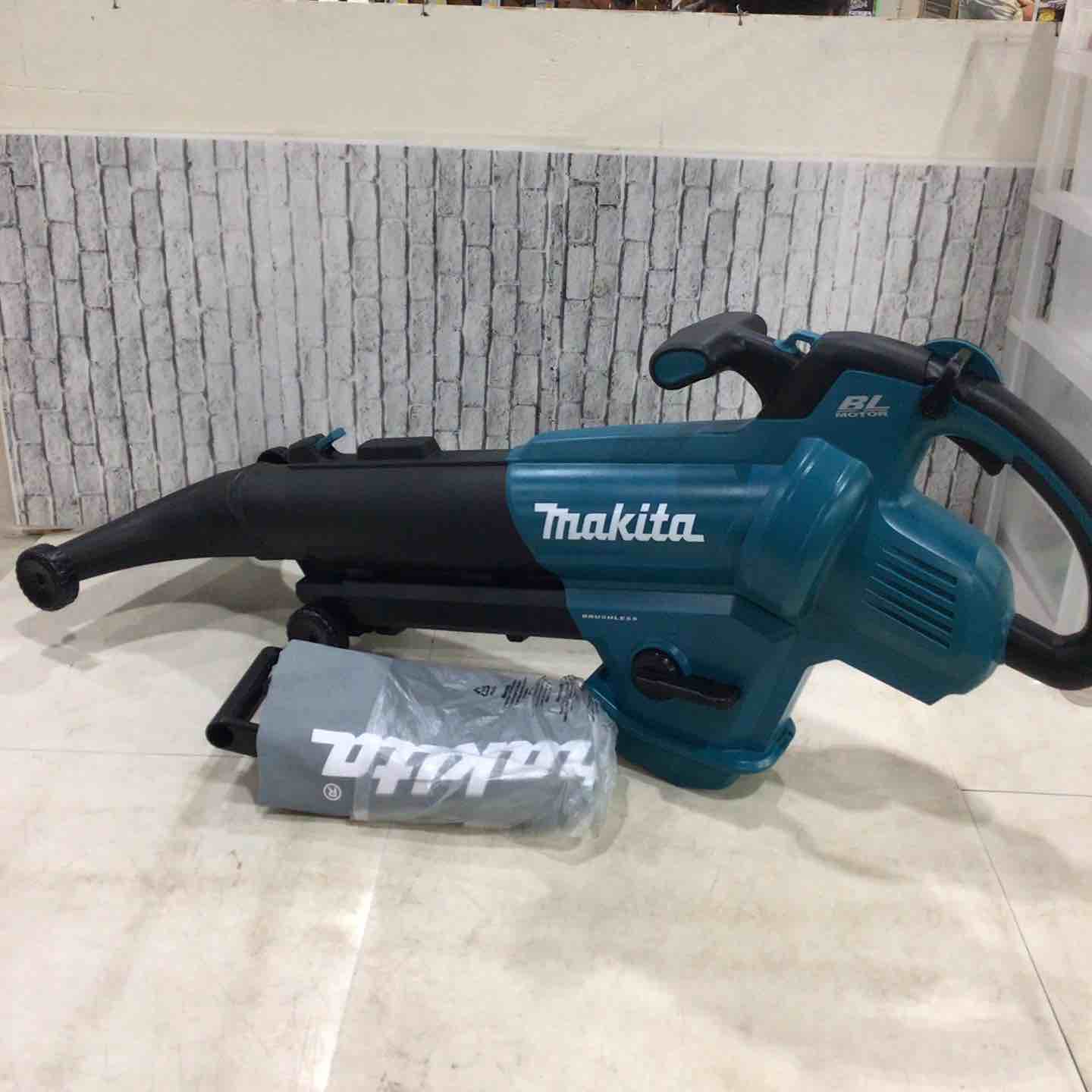 【中古】★マキタ(makita) コードレスブロワ集じん機 MUB187DZ【三角江店】