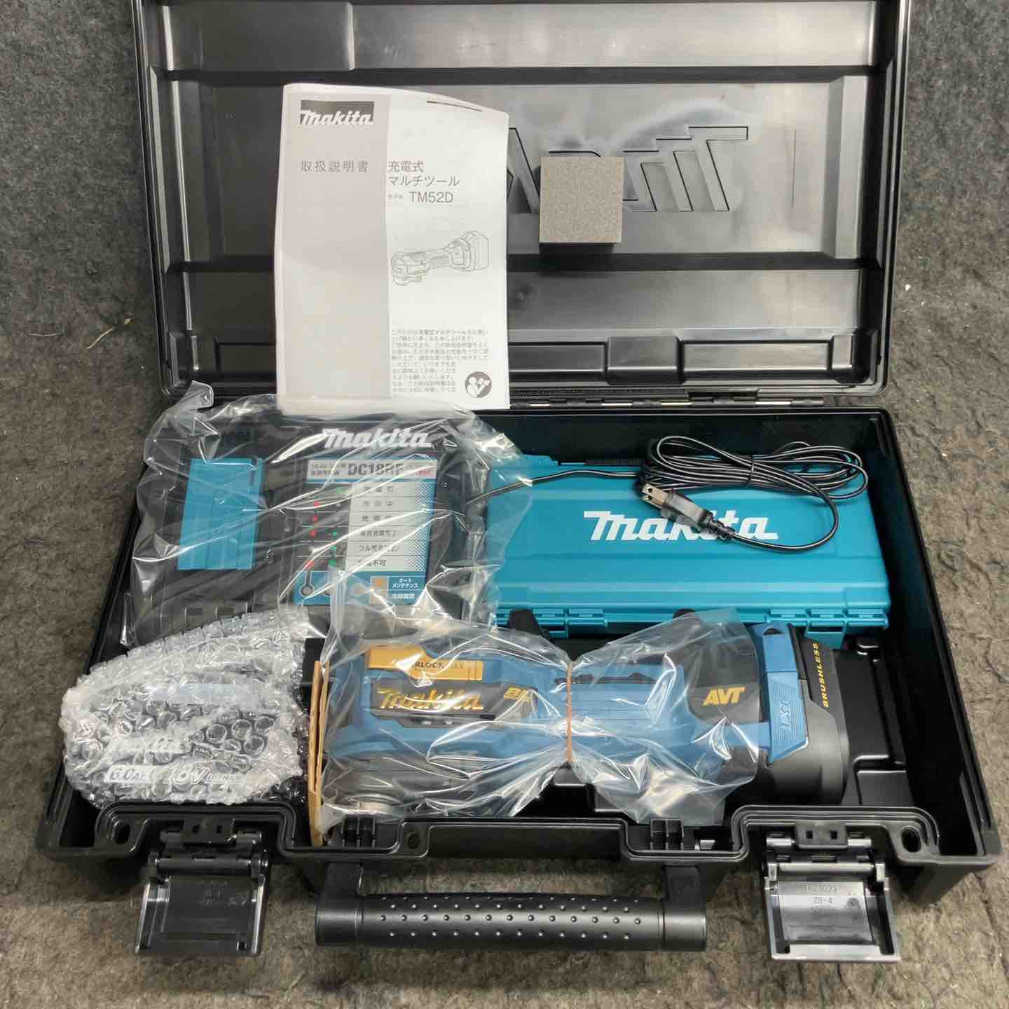 【新古】★マキタ(makita) コードレスマルチツール TM52DRGPB LXT20周年祝する押さえる色つや 割り増し金青み【鴻巣店】