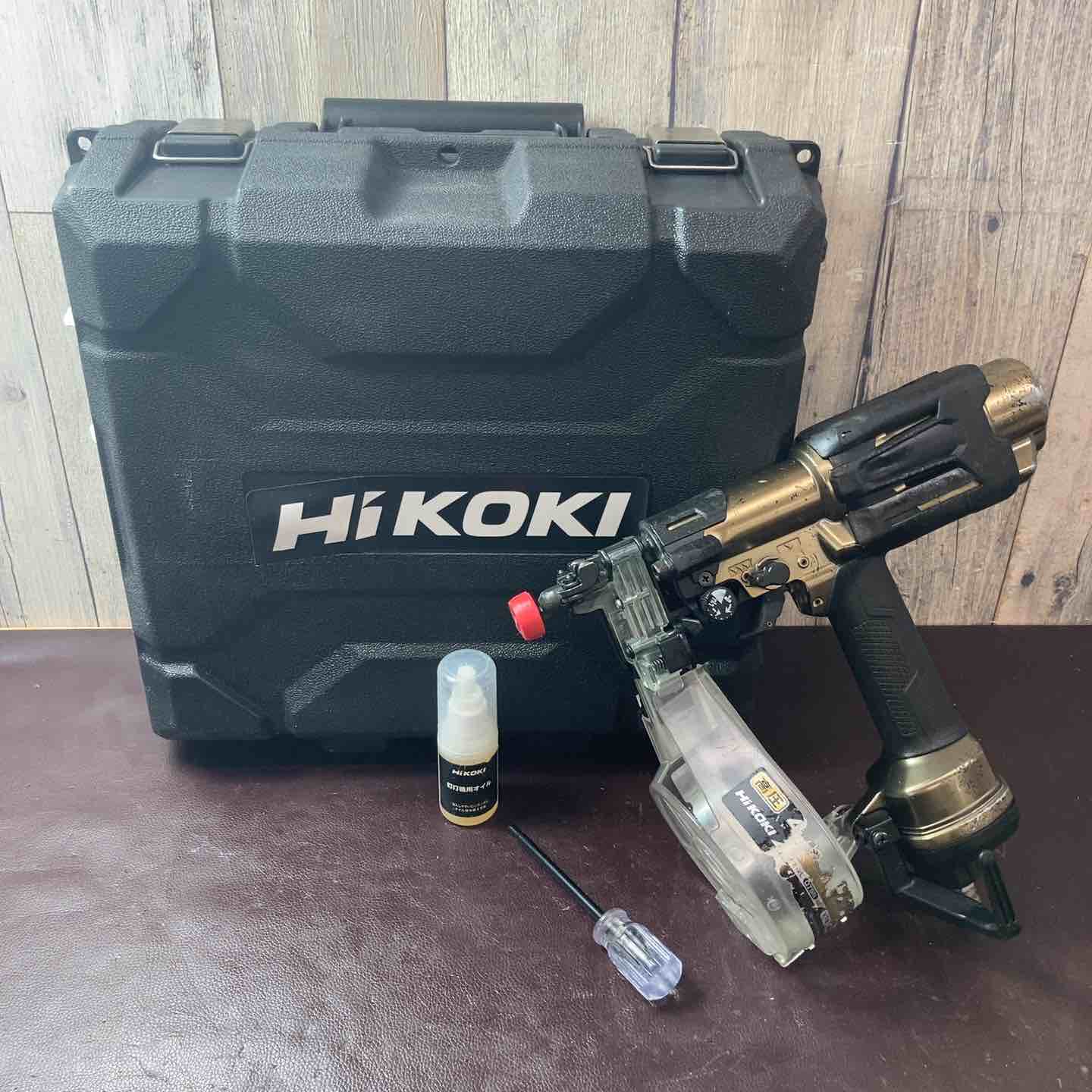 【中古】【中古品】 ハイコーキ(HIKOKI ※旧:日立工機) 高圧大気圏螺旋釘打ち機 WF4HS 【東大和店】
