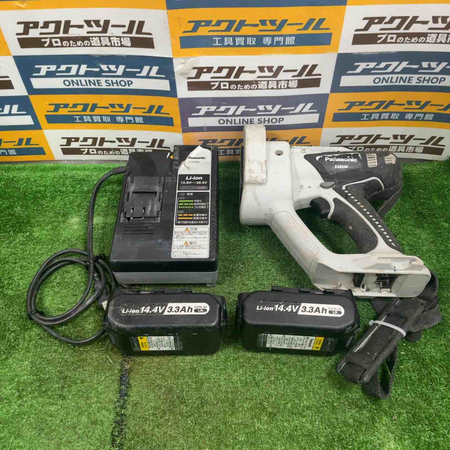 【中古】★パナソニック(Panasonic) コードレス全螺旋釘裁断師14.4V EZ4540LS2S-B【草加店】