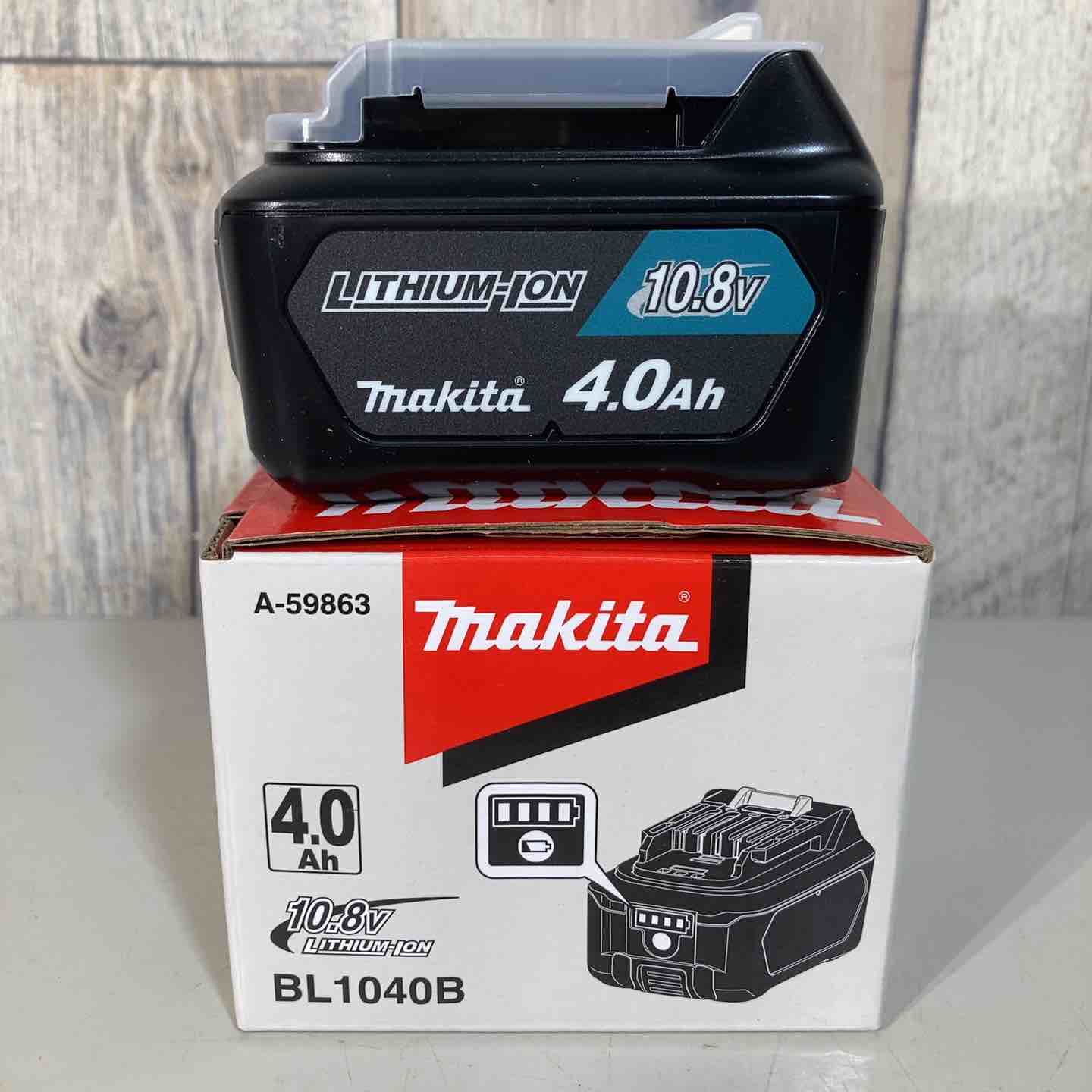 【新古】★マキタ(makita) リチウムイオンバッテリー 10.8V/4.0Ah BL1040B 完全無欠品【戸田店】
