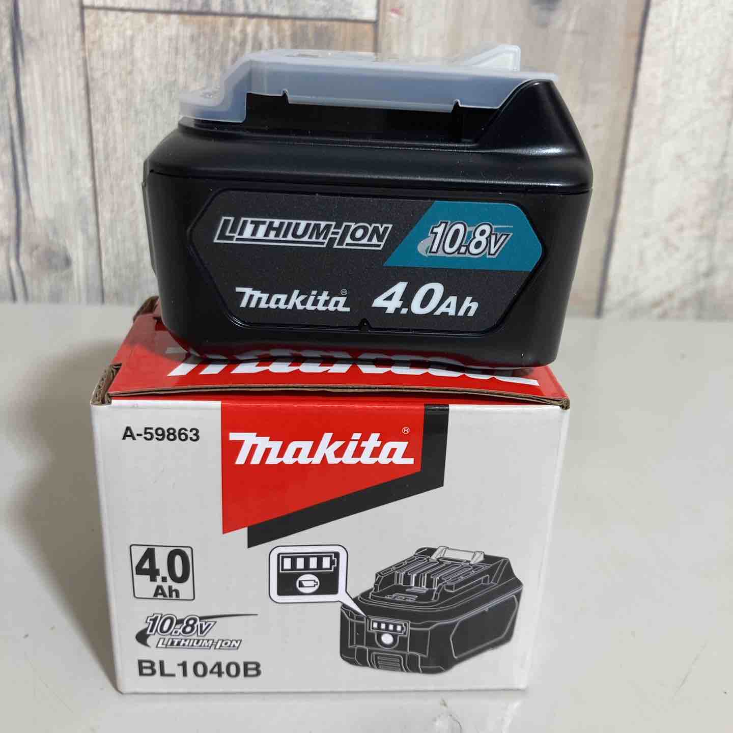 【新古】★マキタ(makita) リチウムイオンバッテリー 10.8V/4.0Ah BL1040B 完全無欠品 横すべり式【戸田店】