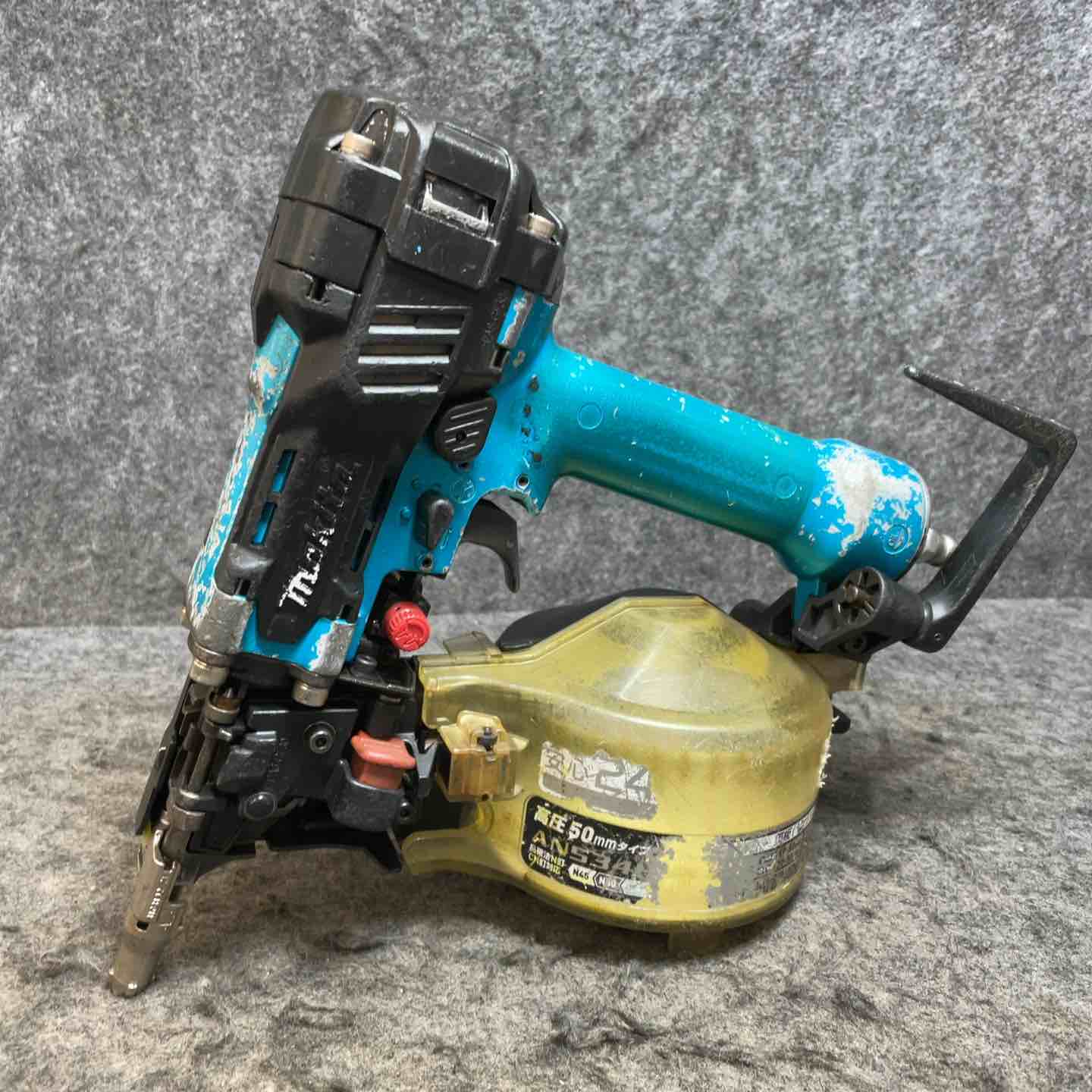 【中古】マキタ(makita) 高圧エア湖釘打ち機 AN534HM【桶川店】