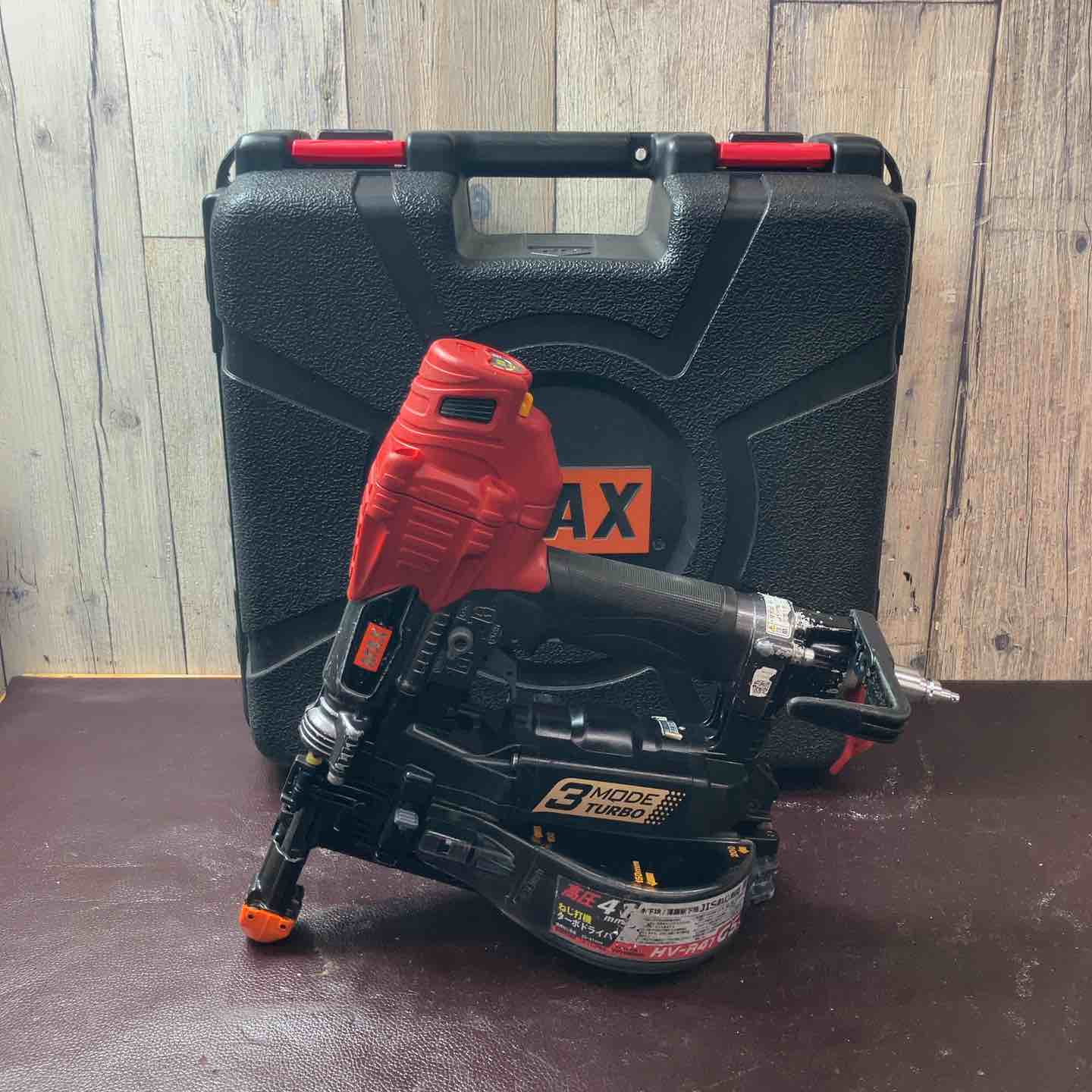 【中古】【中古品】 マックス(MAX) 高圧大気圏螺旋釘打ち機 HV-R41G5-G 【東大和店】