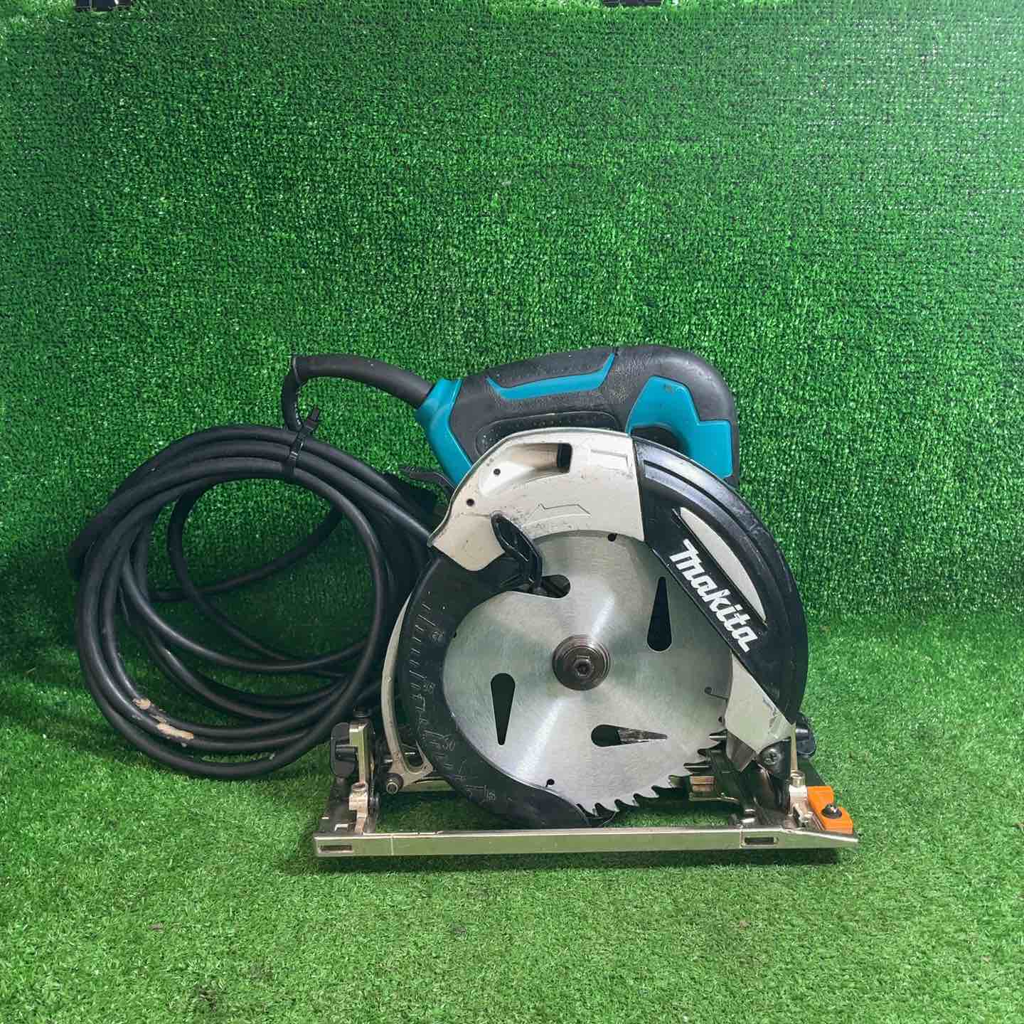 【中古】 マキタ(makita) 明かりマルノコ 5730S【藤沢店】