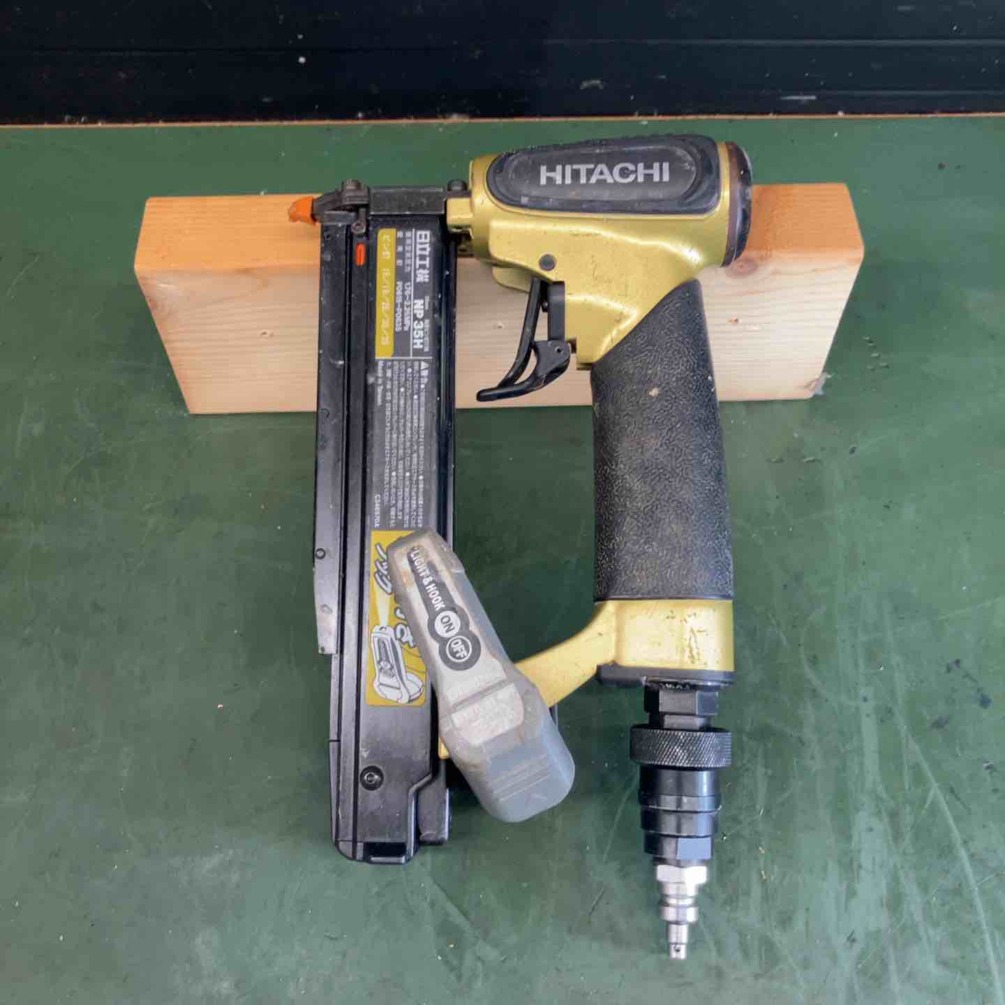 【中古】★ハイコーキ(HIKOKI ※旧:日立工機) 高圧ピンネイラ NP35H【戸田店】