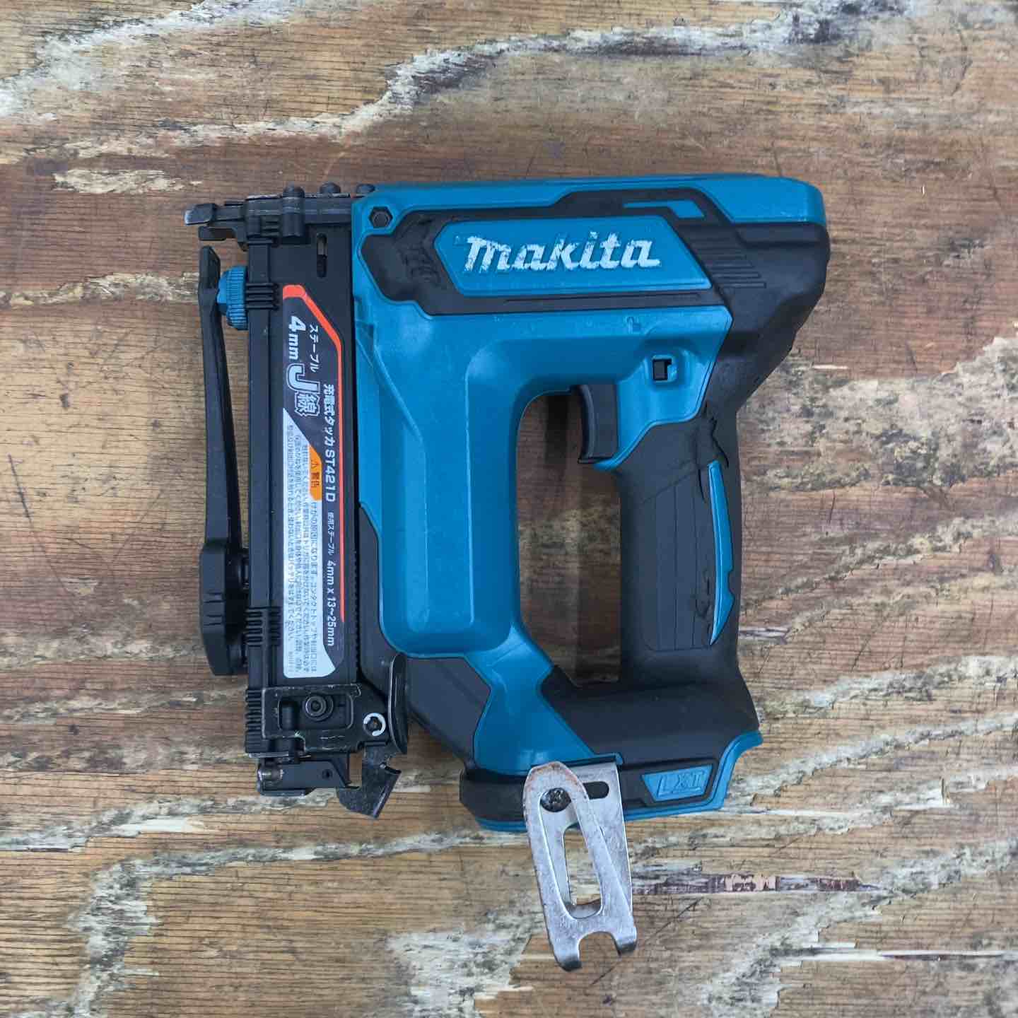 【中古】★マキタ(makita) コードレスタッカー ST421DZK【柏店】