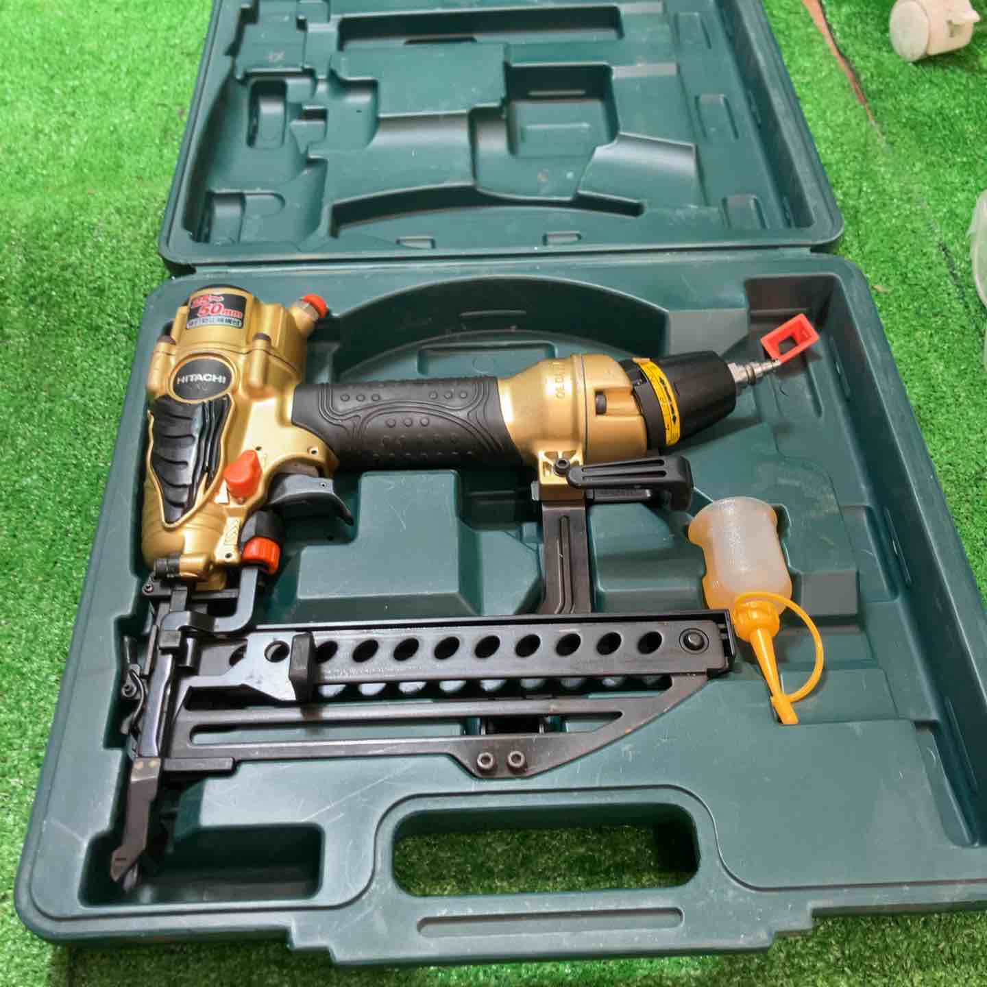 【中古】ハイコーキ(※旧:日立工機) 高圧フロアタッカ N5004HMF【桶川店】