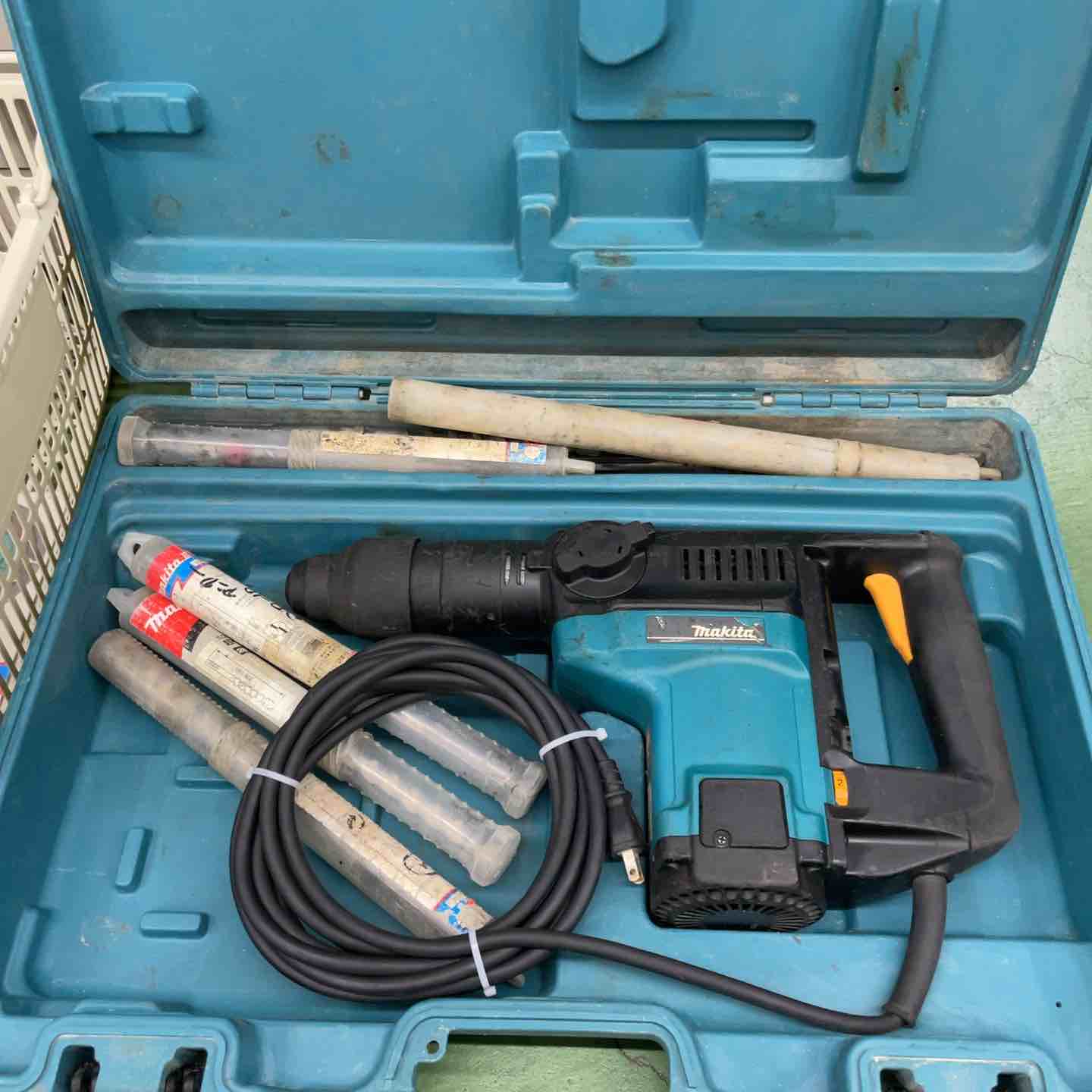 【中古】マキタ(makita) ハンマドリル HR4000C【桶川店】