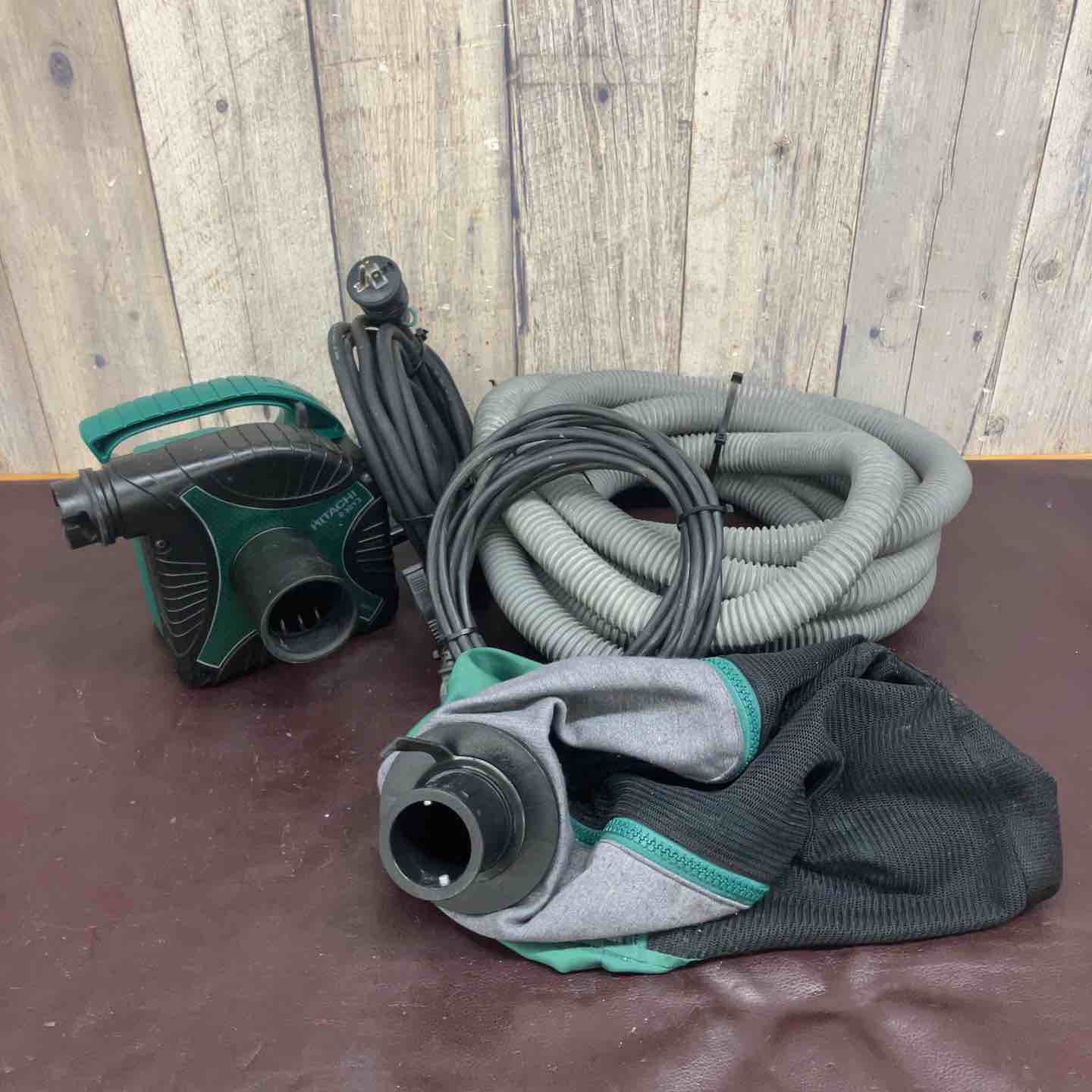 【中古】【中古品】 ハイコーキ(HIKOKI ※旧:日立工機) 小型集じん機 乾式 R30Y3 【東大和店】