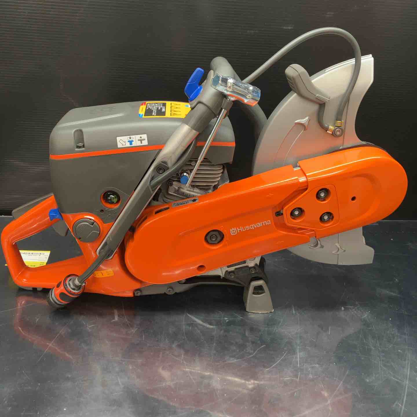 【中古】ハスクバーナ(Husqvarna) エンジンカッター K770 ブレードサイズ12インチ(300ｍｍ)【川越店】｜アクトツール店