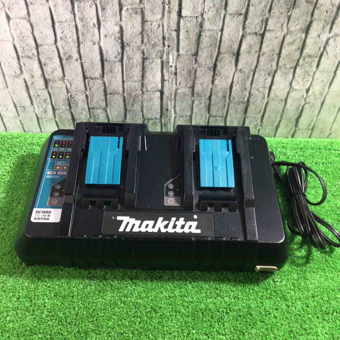 【中古】★マキタ(makita) 2口手っとり早い申し受ける器 DC18RD【三角江店】