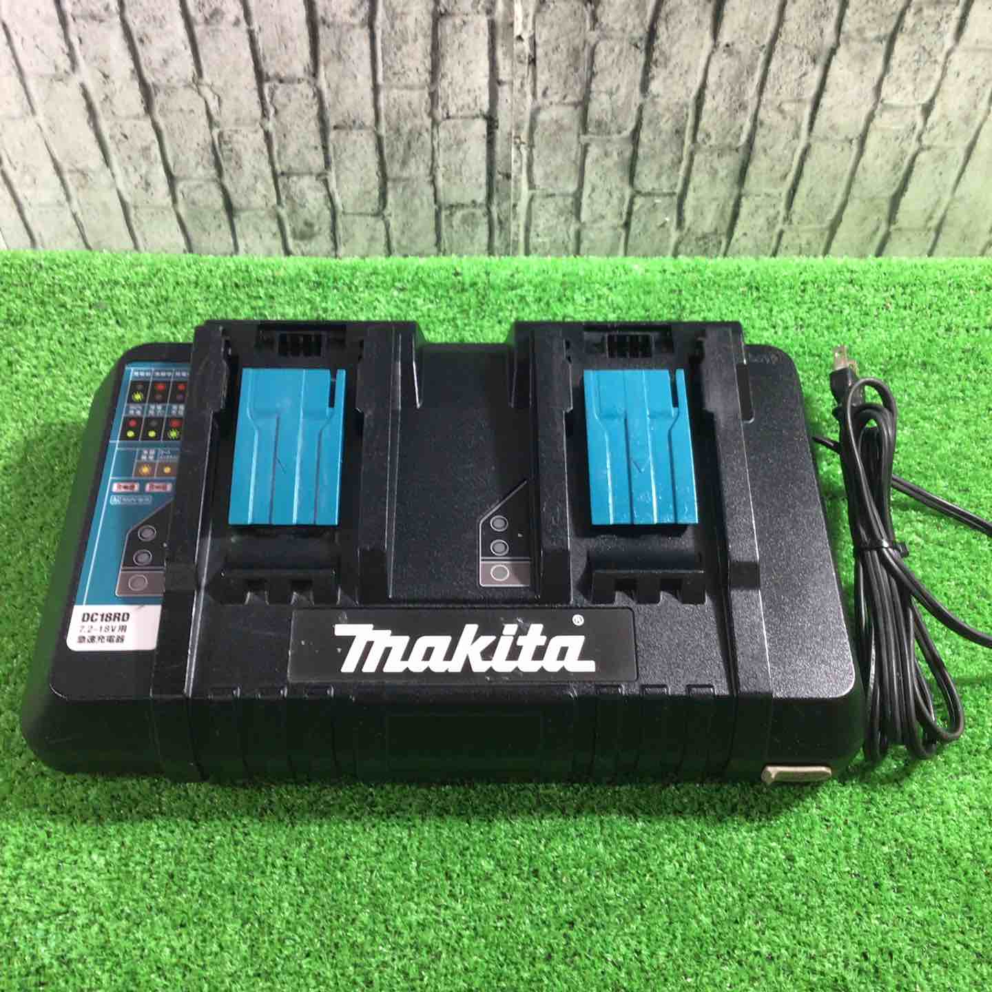 【中古】★マキタ(makita) 2口手っとり早い申し受ける器 DC18RD【三角江店】