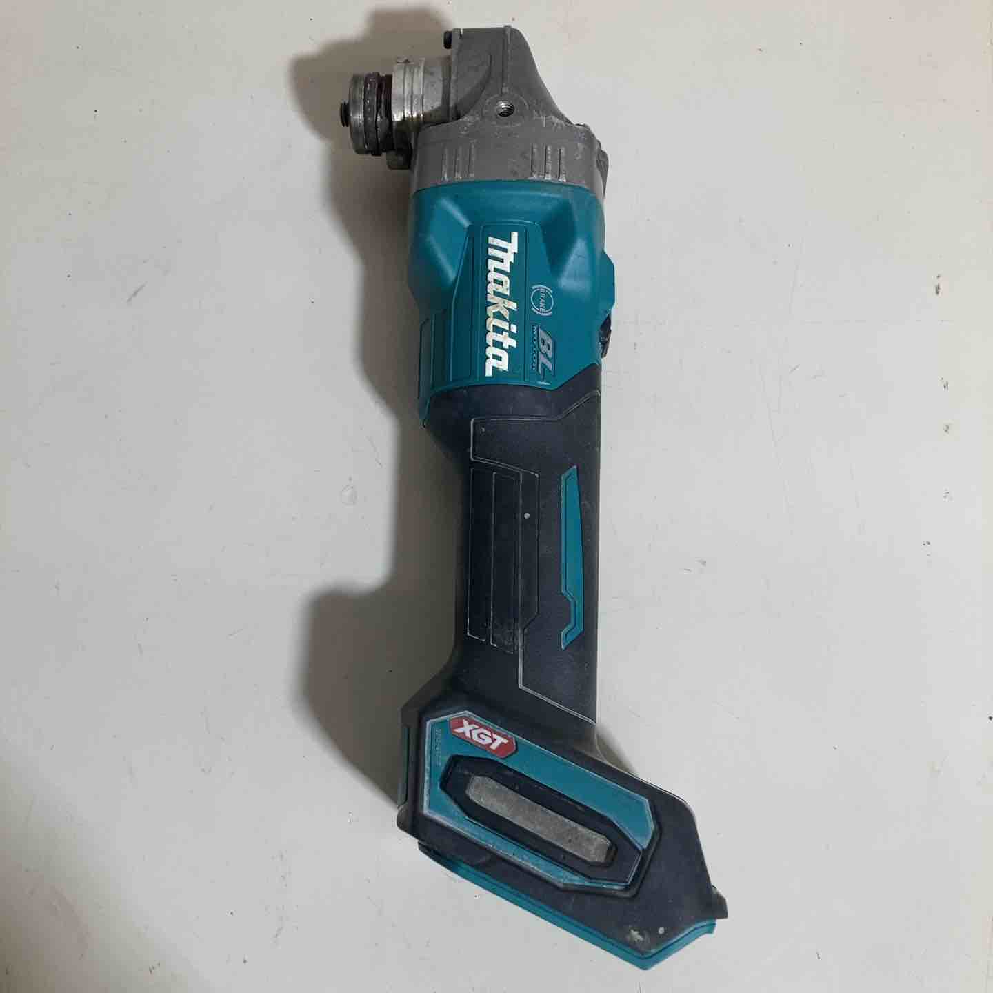 【中古】★マキタ(makita) 40V100粍コードレスディスクグラインダ GA001GZ 本体のみ押しかぶせる皆無【戸田店】
