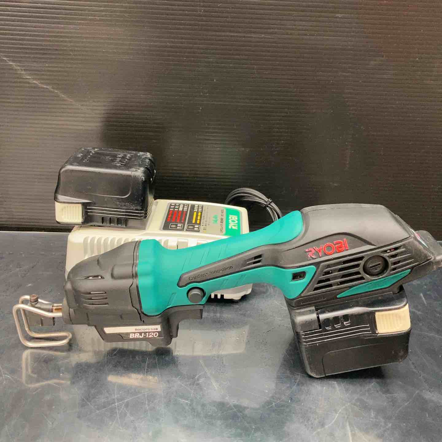 【中古】◇リョービ(RYOBI) コードレス小型レシプロソー BRJ-120【川越店】